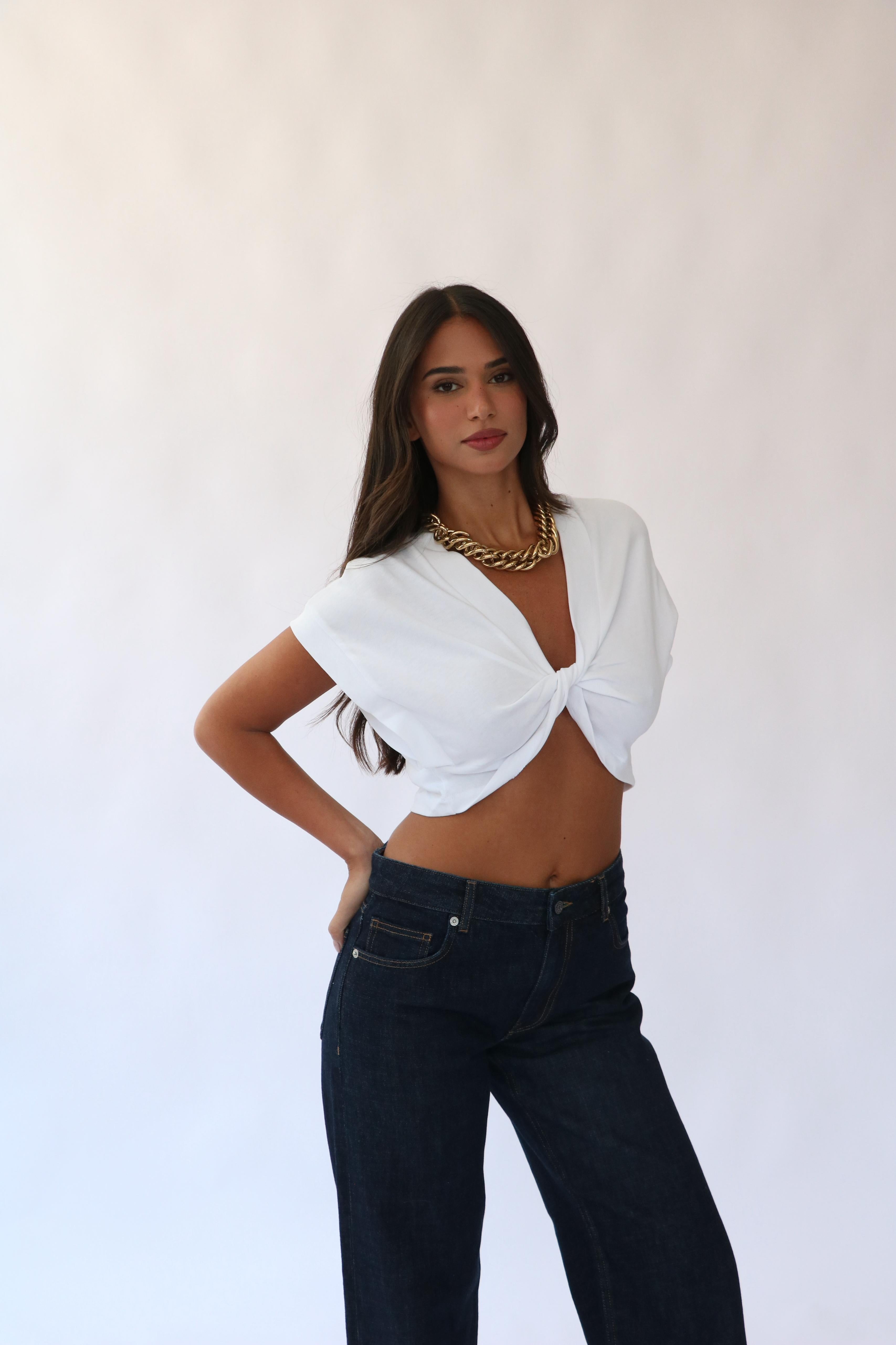 חולצת אדורה לבן