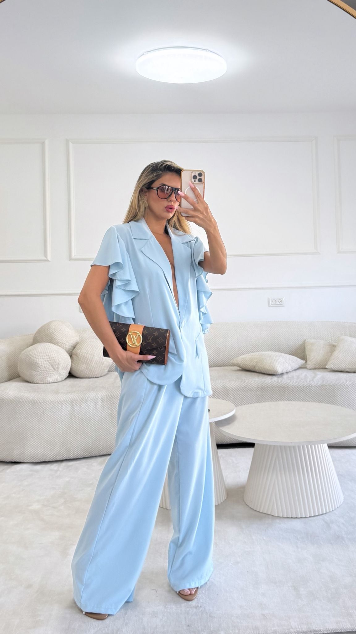 חליפת מלזיה תכלת