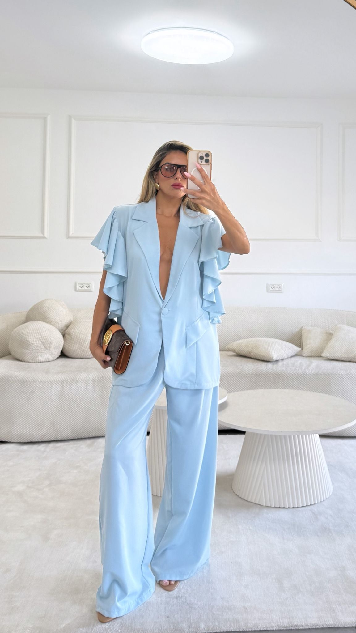 חליפת מלזיה תכלת