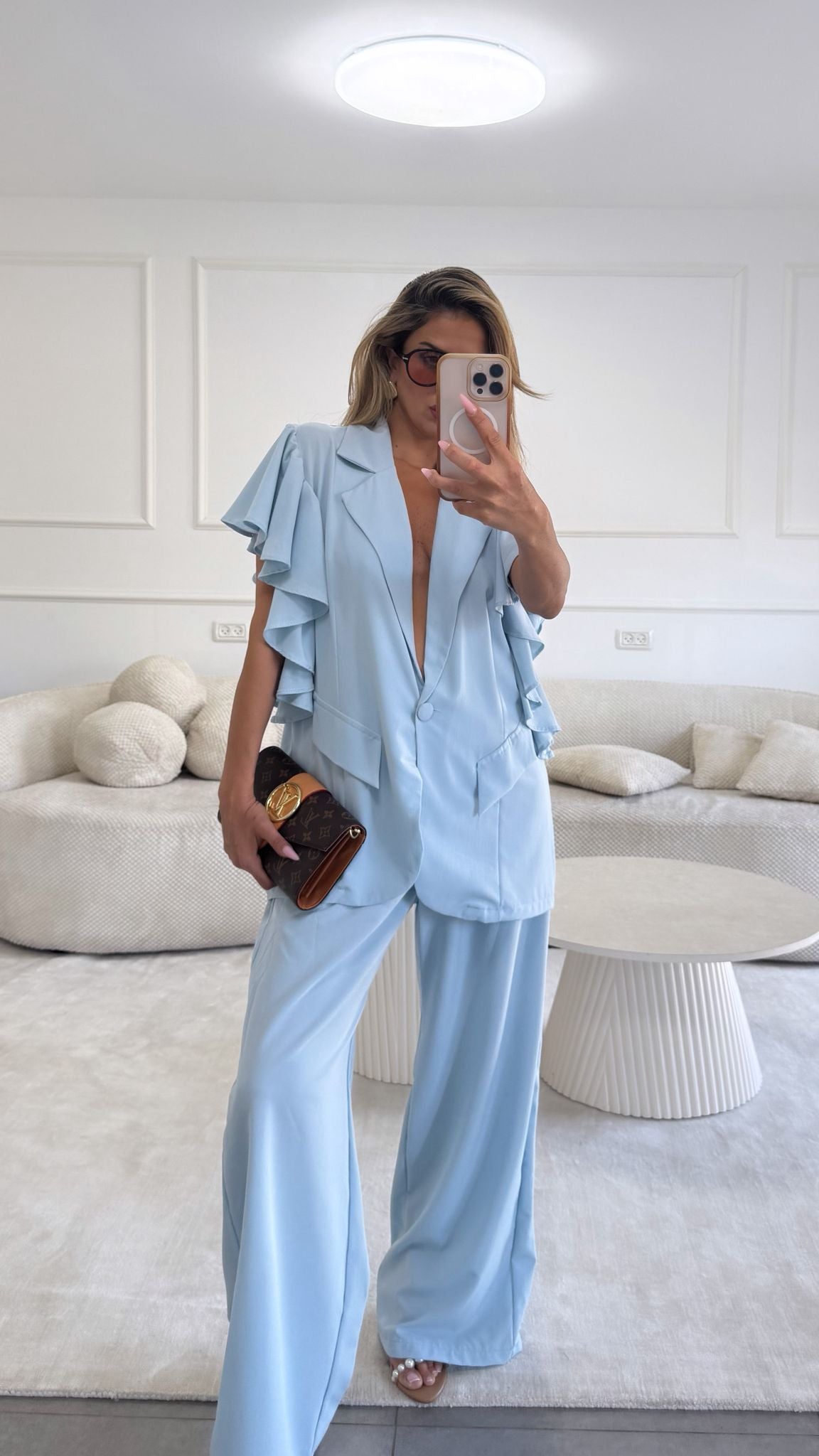 חליפת מלזיה תכלת