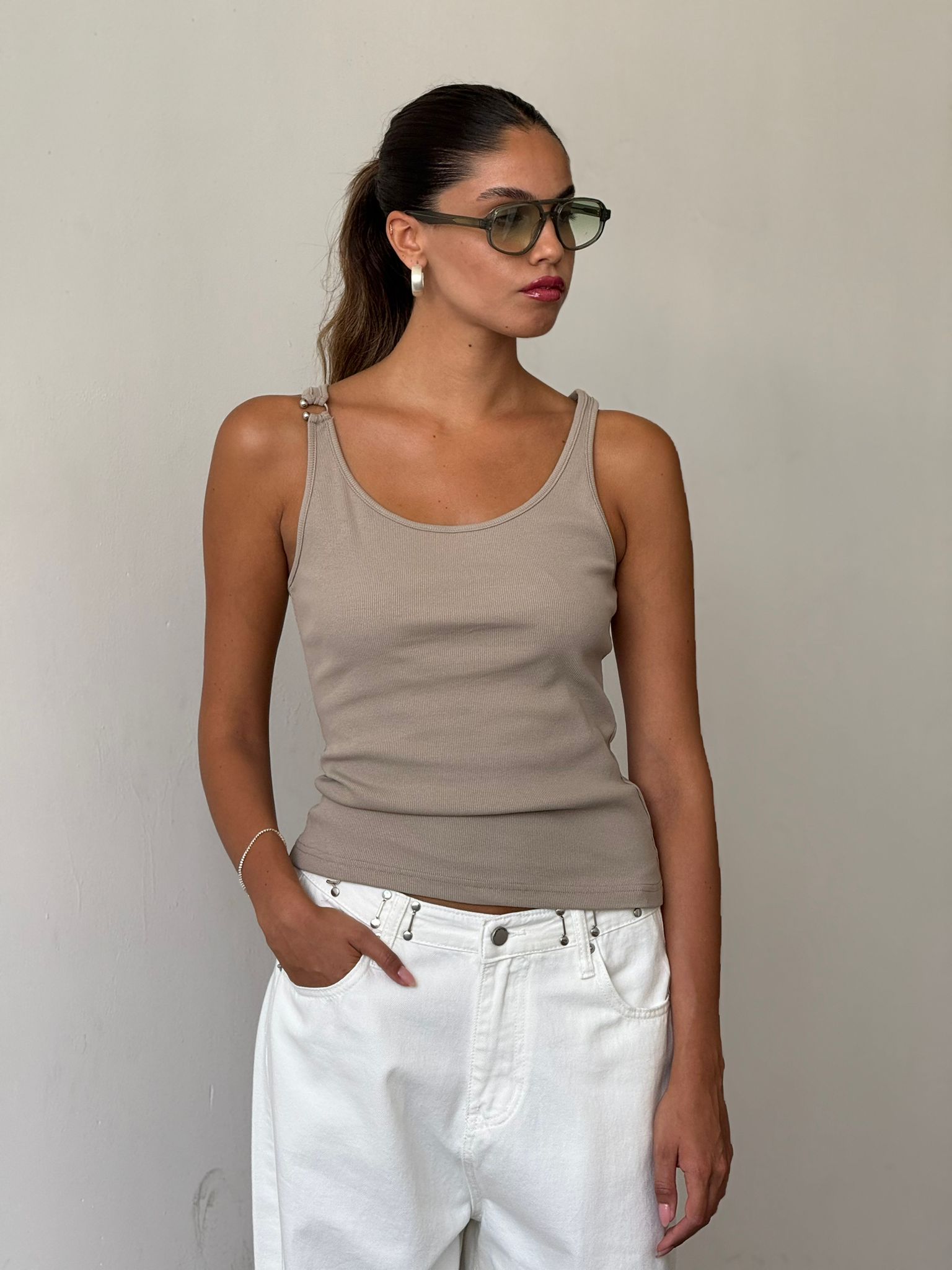 גופיית ליאנה מוקה