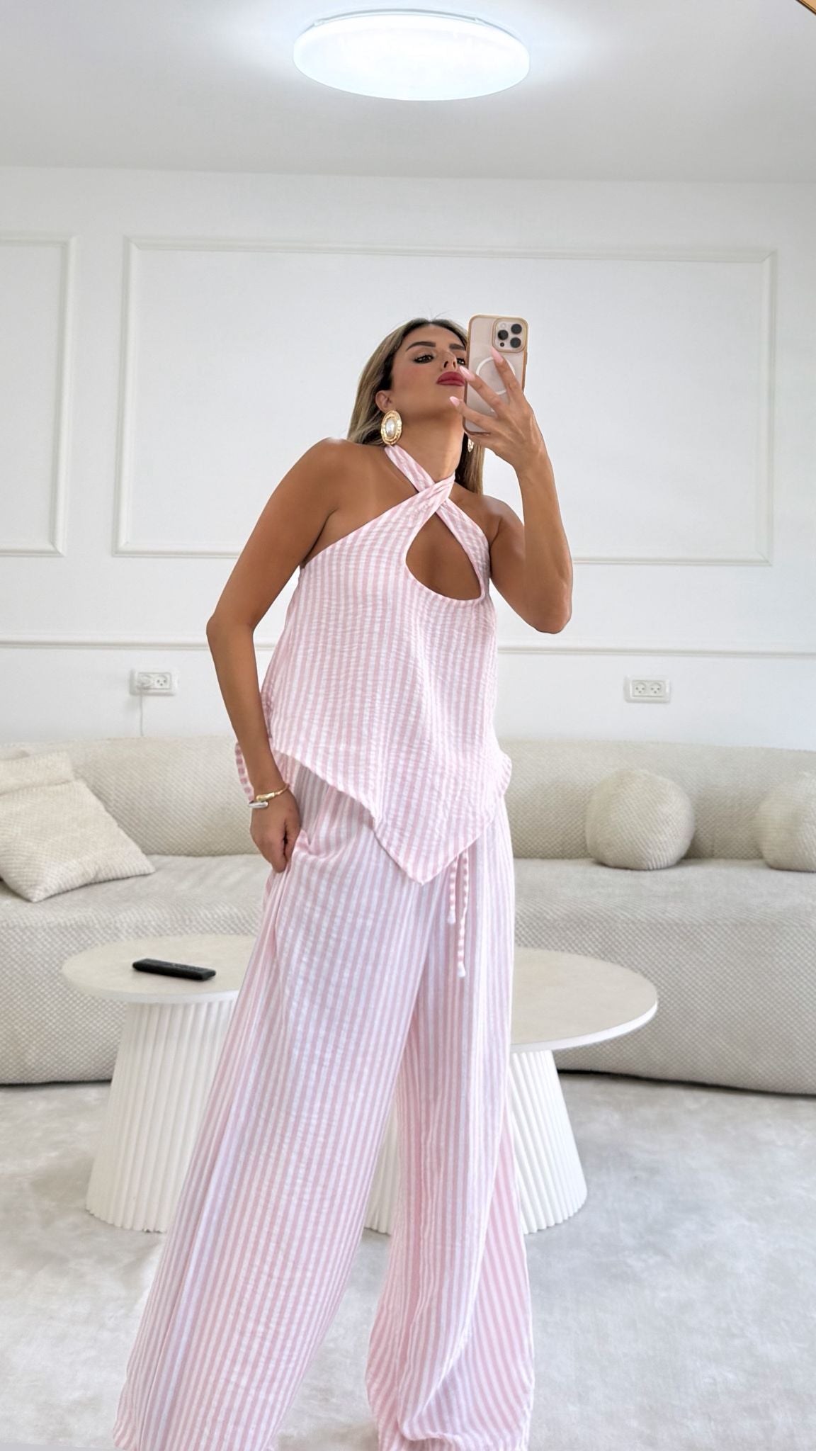 חליפת מיקונוס ורוד