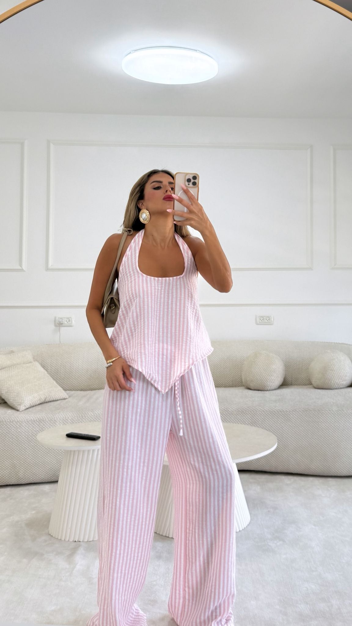 חליפת מיקונוס ורוד