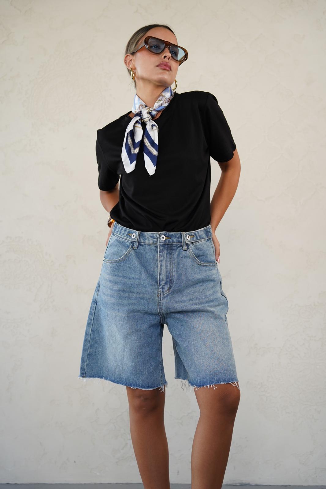 טישרט לארה שחור