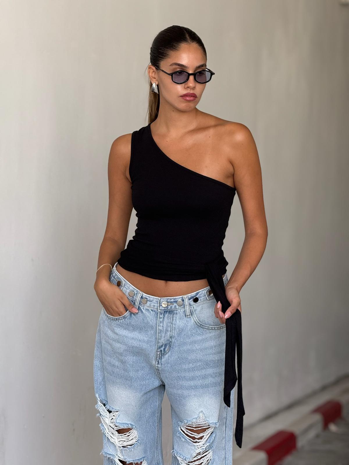 גופיית אורן שחור