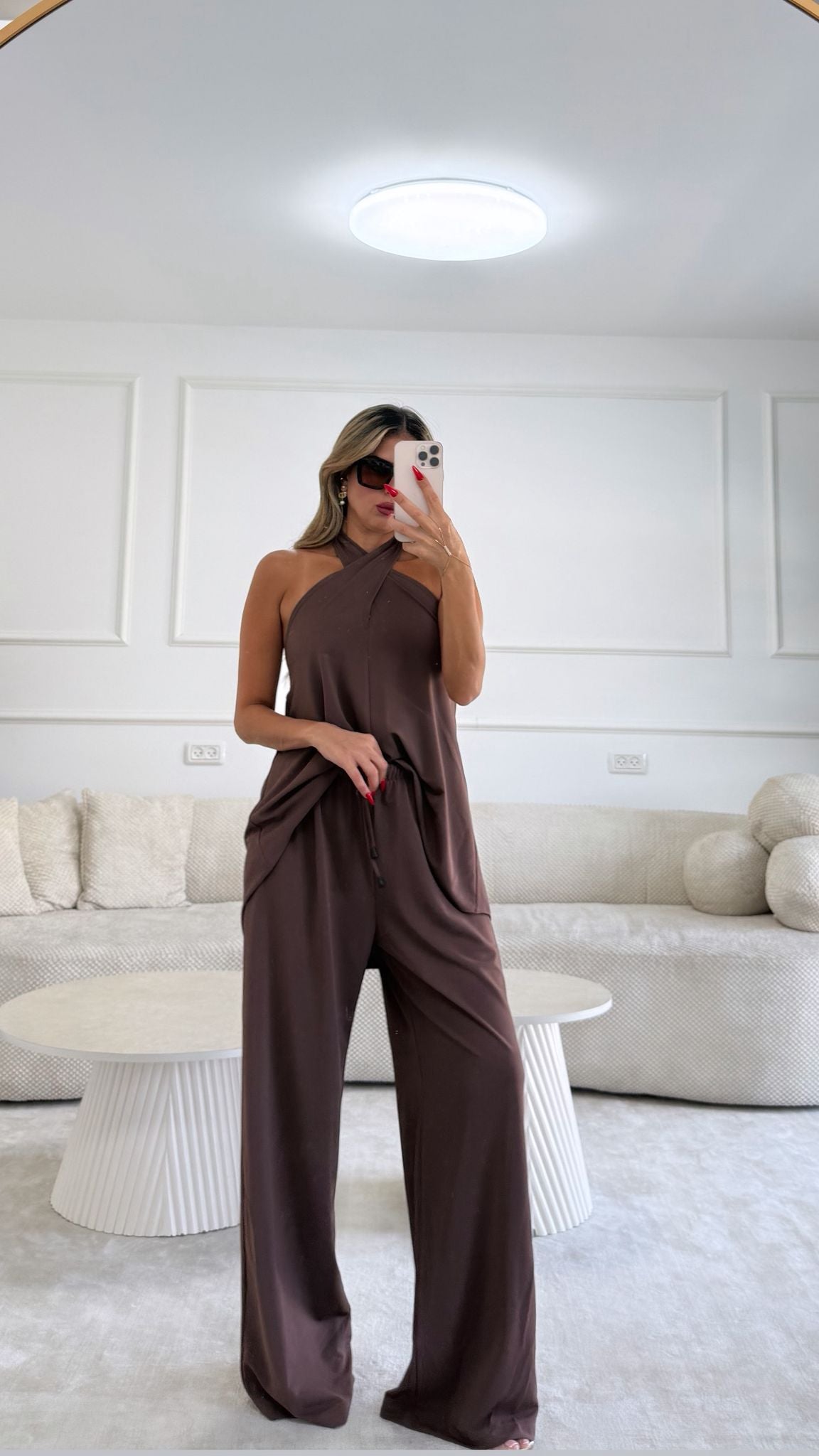 חליפת שוגי חום