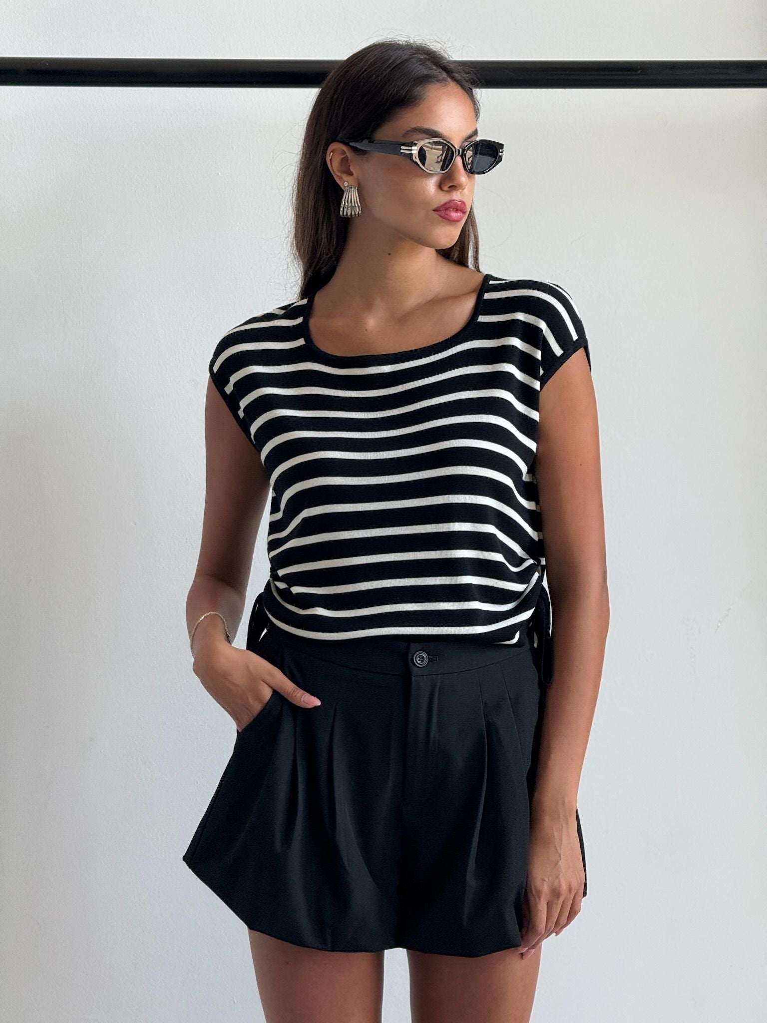 חולצת סנדי שחור