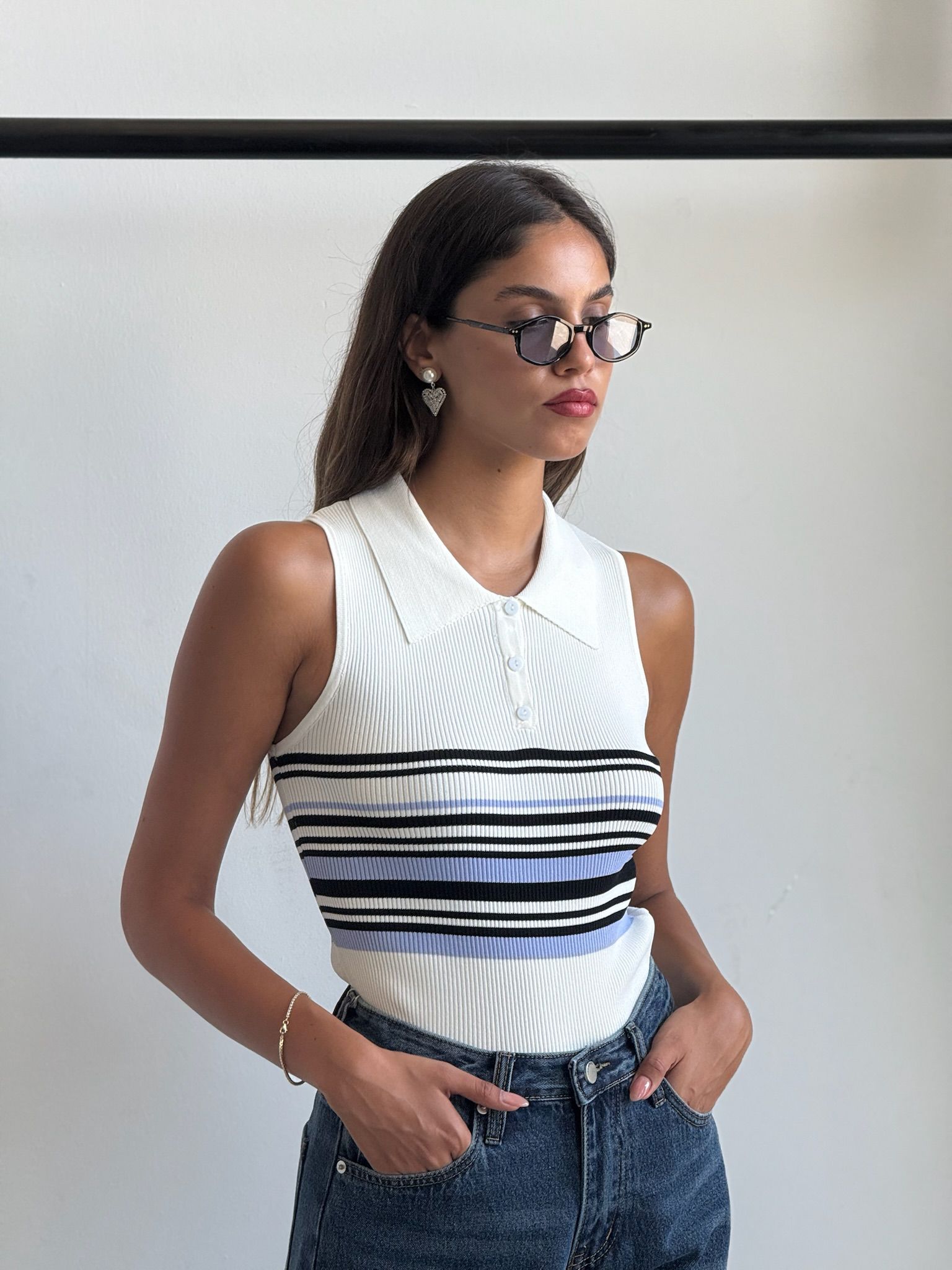 חולצת נל לבן