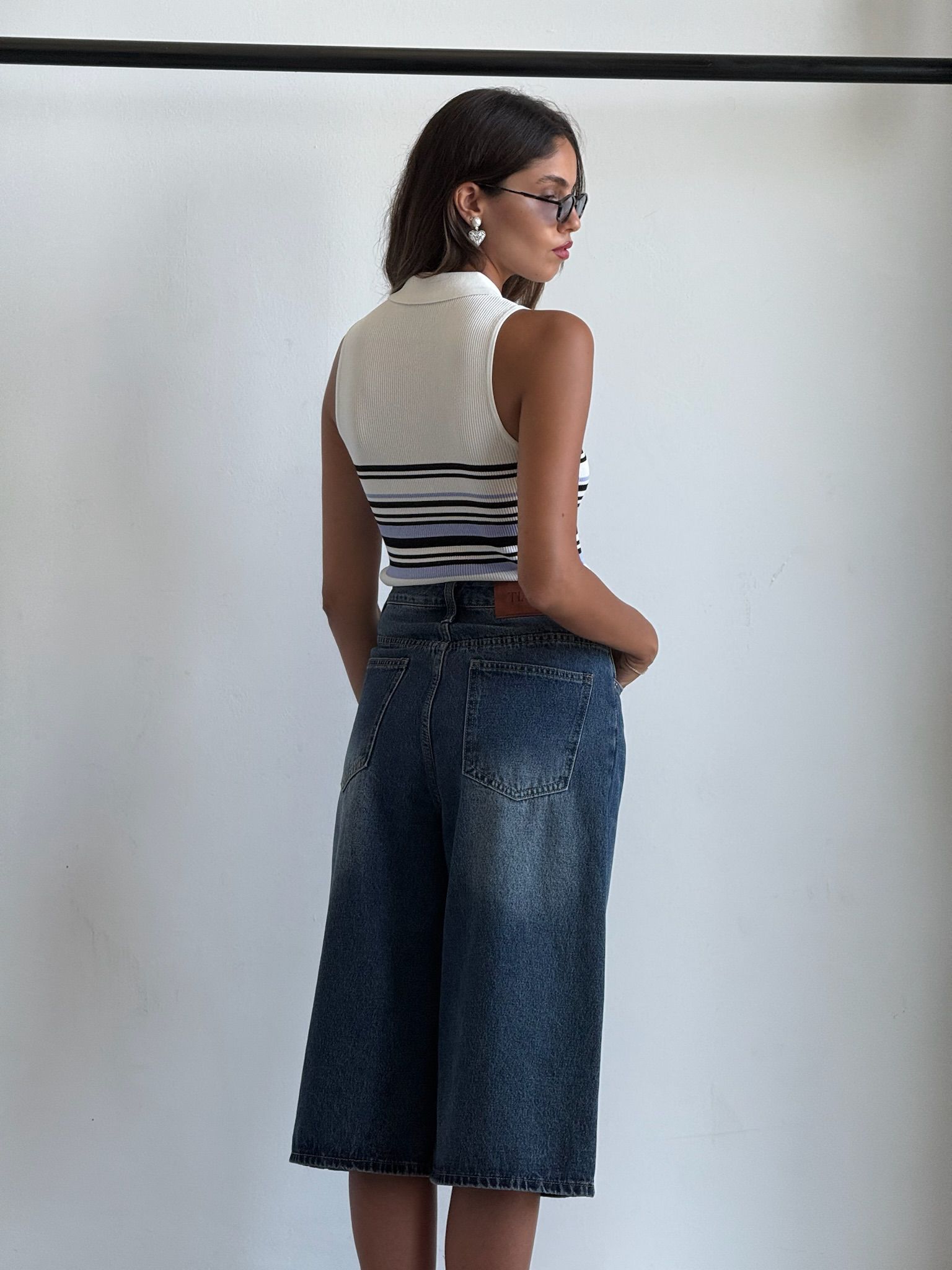 חולצת נל לבן