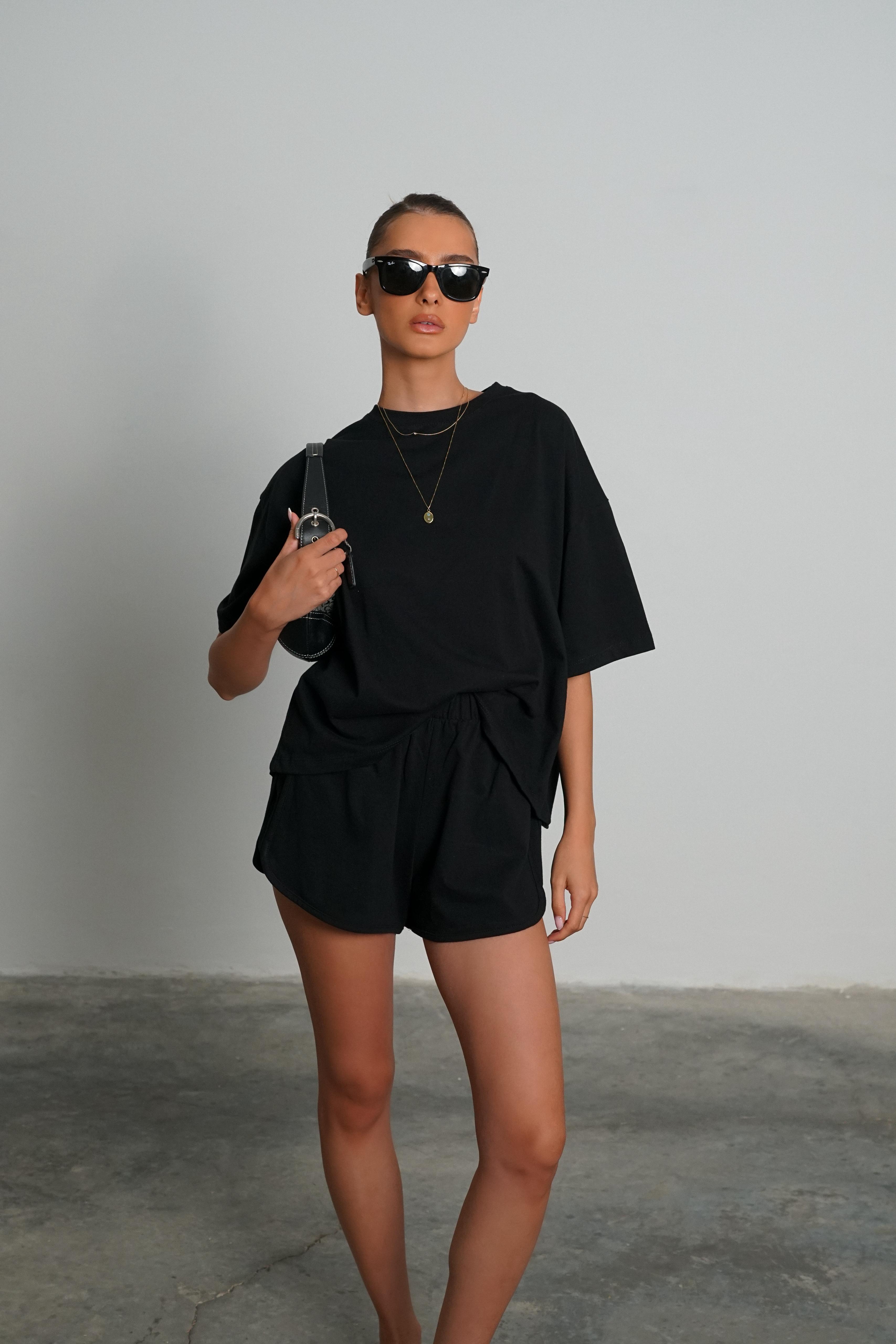 חליפת שריז שחור