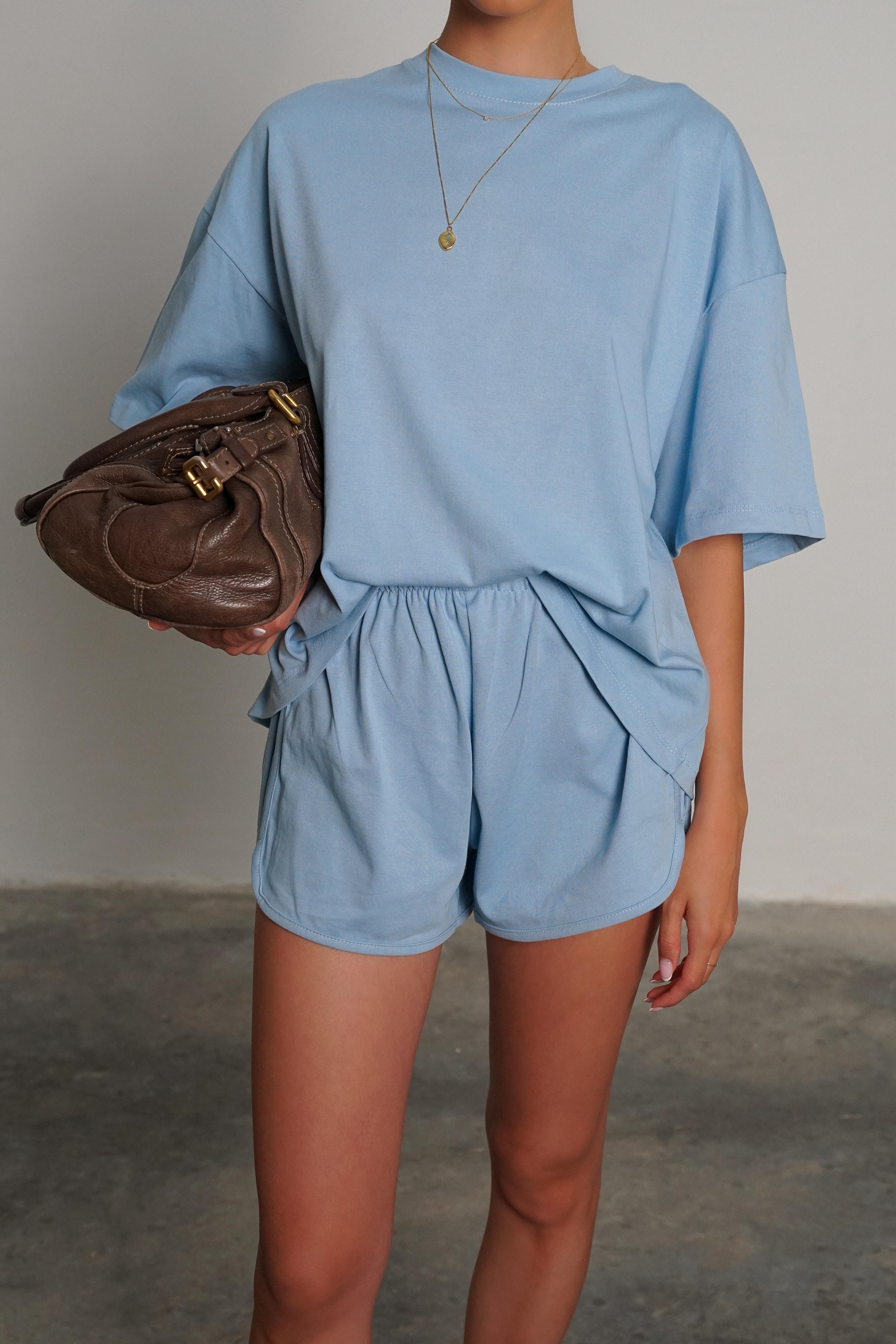 חליפת שריז תכלת