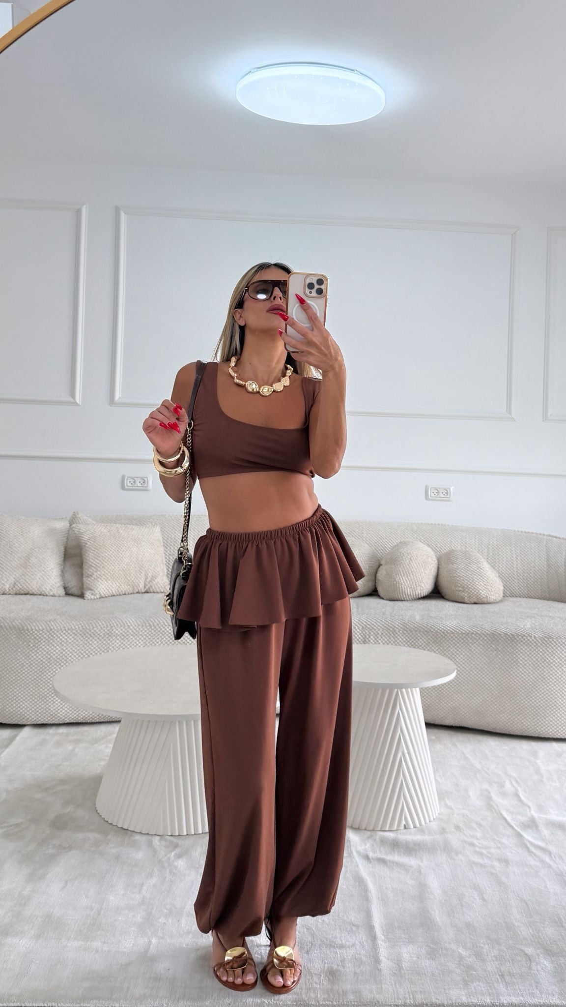 חליפת טום חום