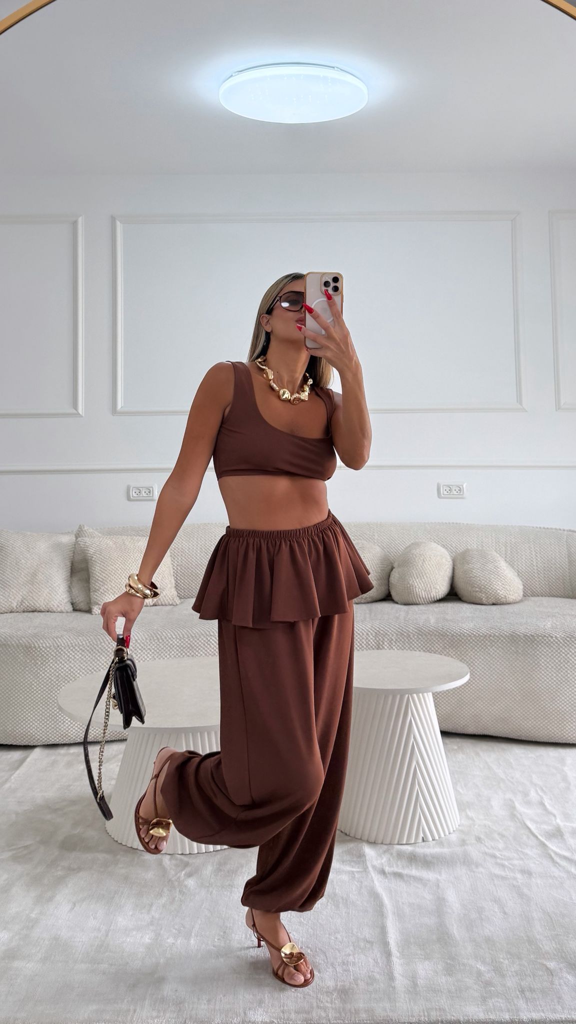 חליפת טום חום