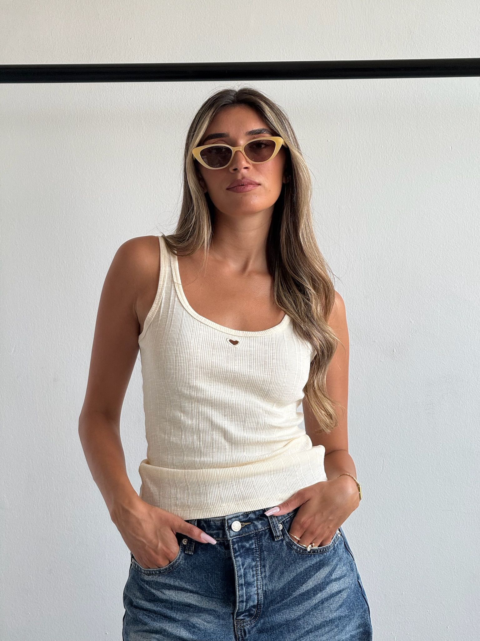 גופיית אלבי צהוב בננה