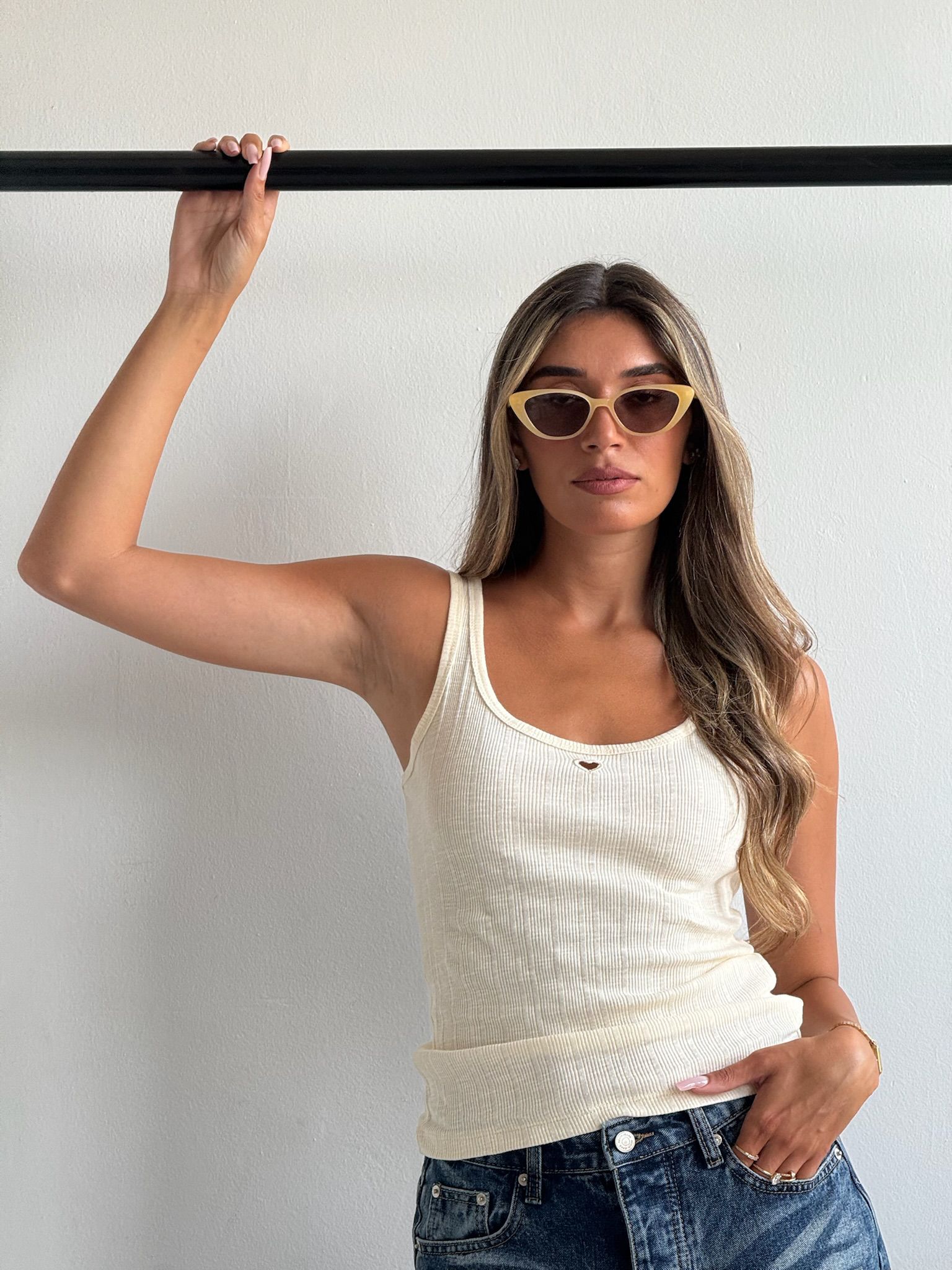 גופיית אלבי צהוב בננה