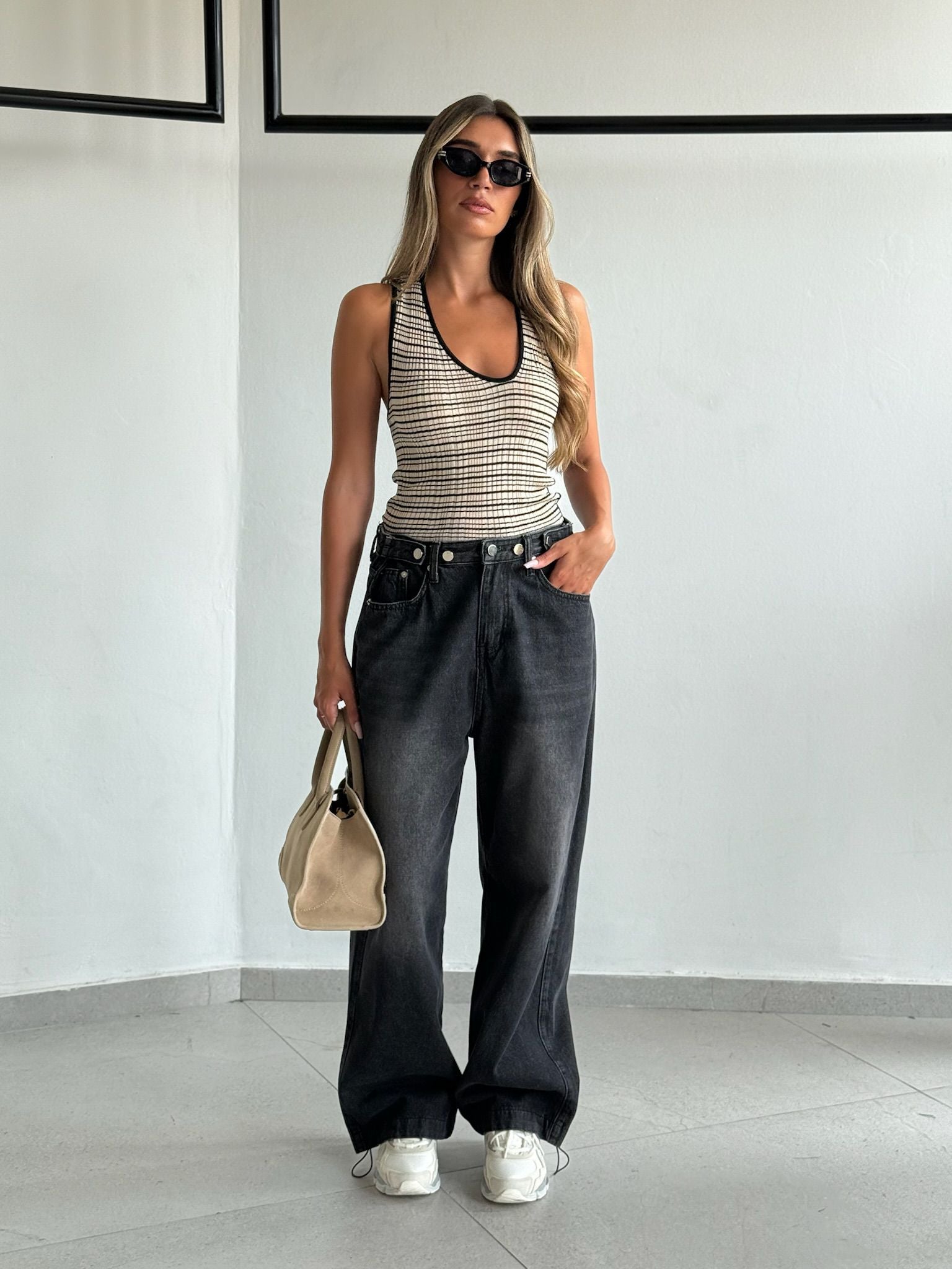 גופיית יהב שחור