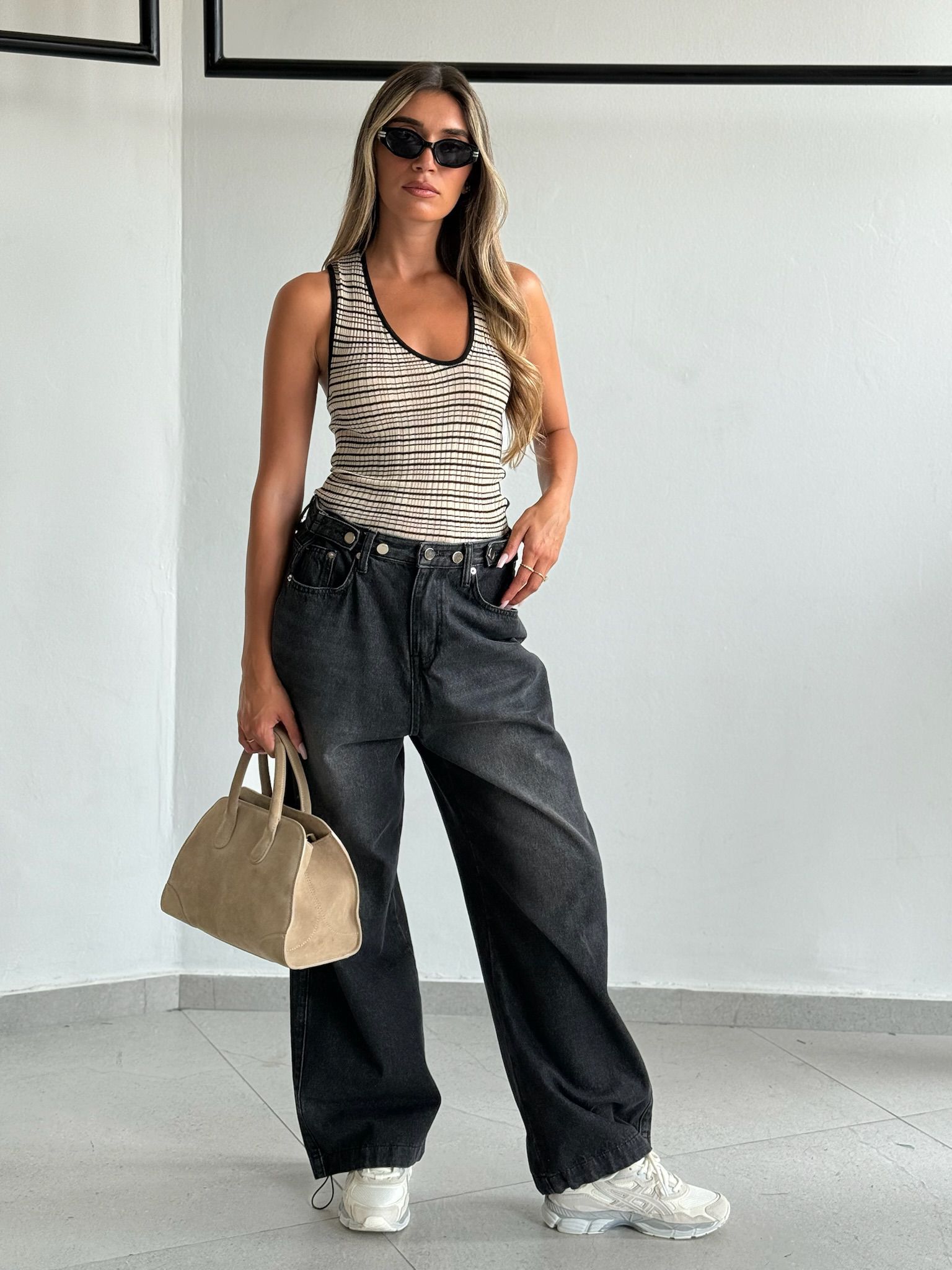 גופיית יהב שחור