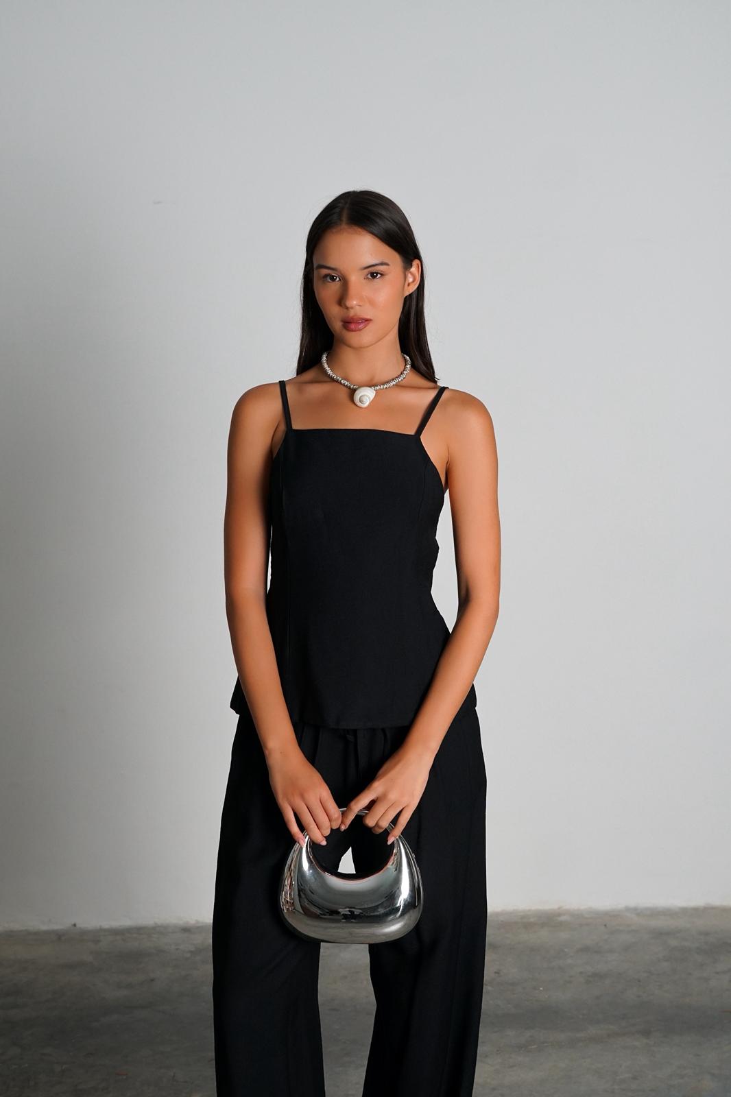 חליפת מנילה