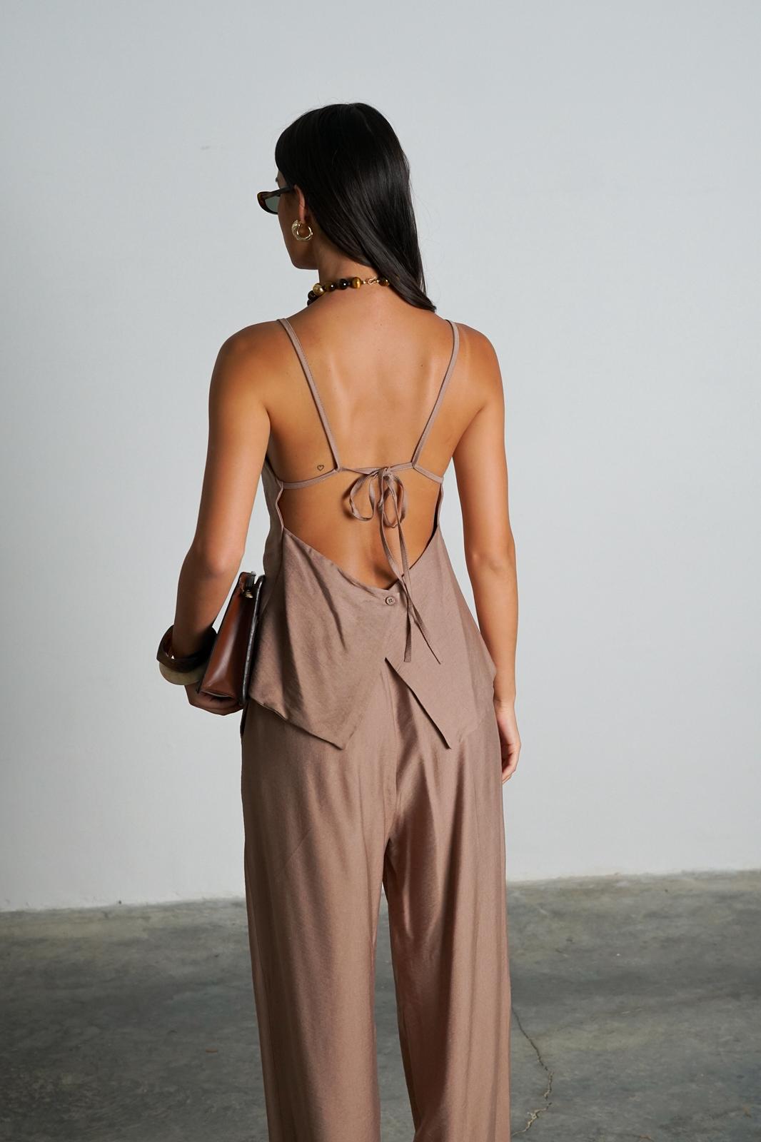 חליפת מנילה