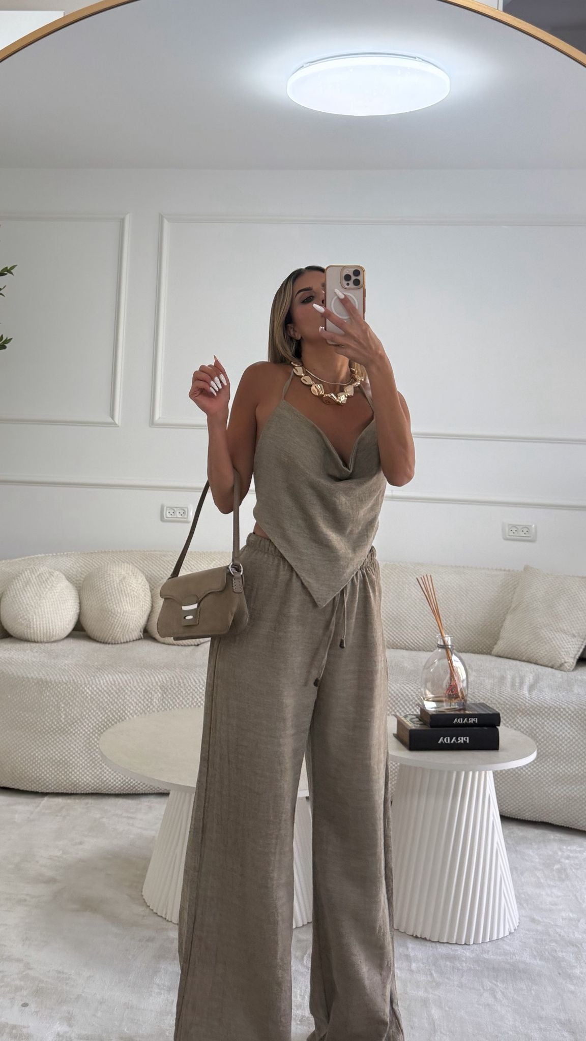 חליפת מיקונוס חום