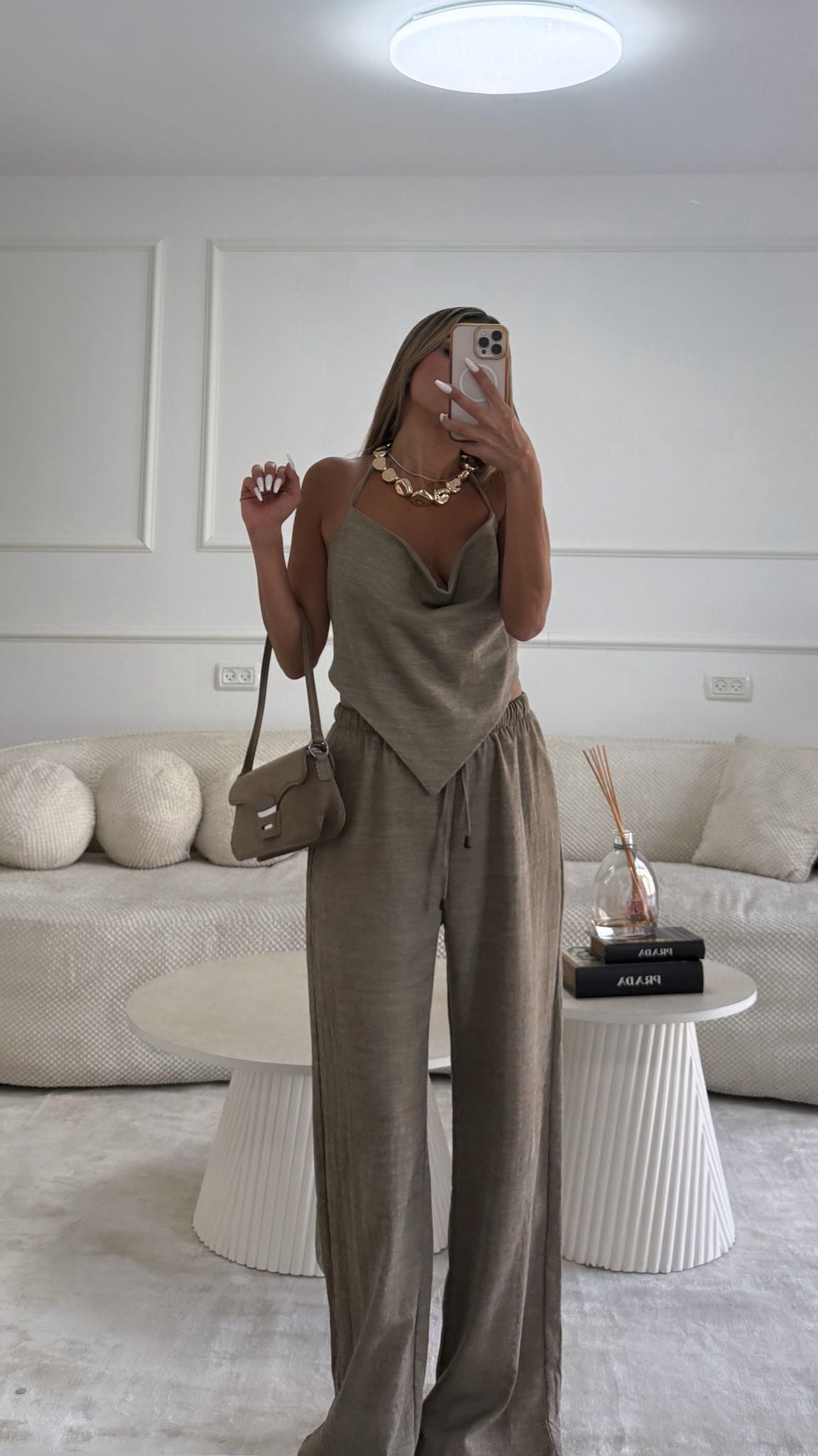 חליפת מיקונוס חום