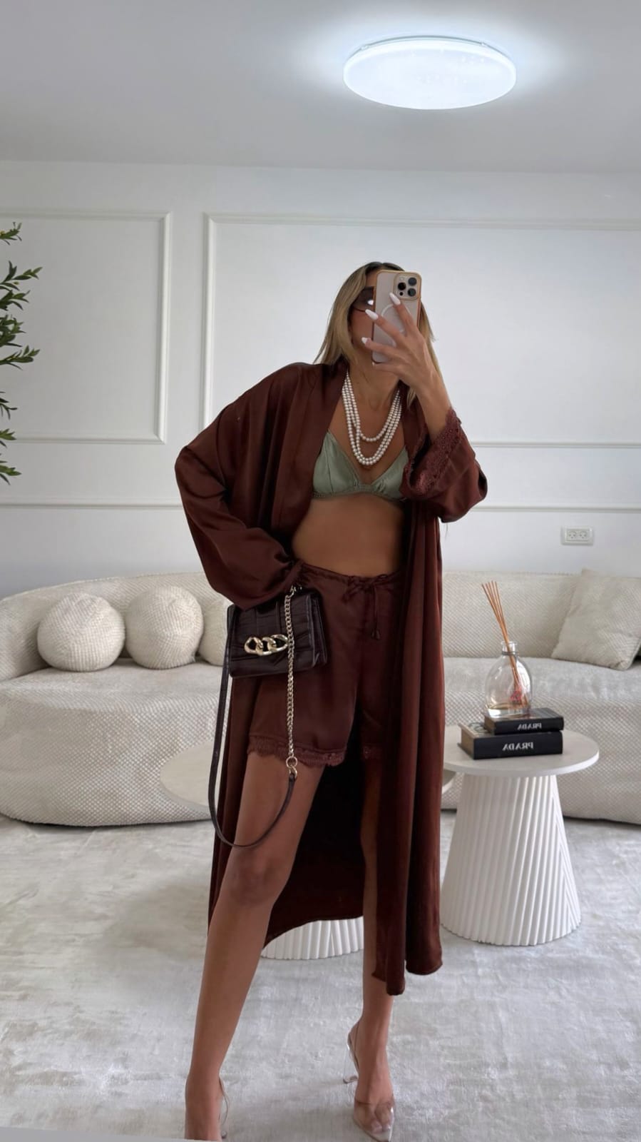 חליפת סיישל חום