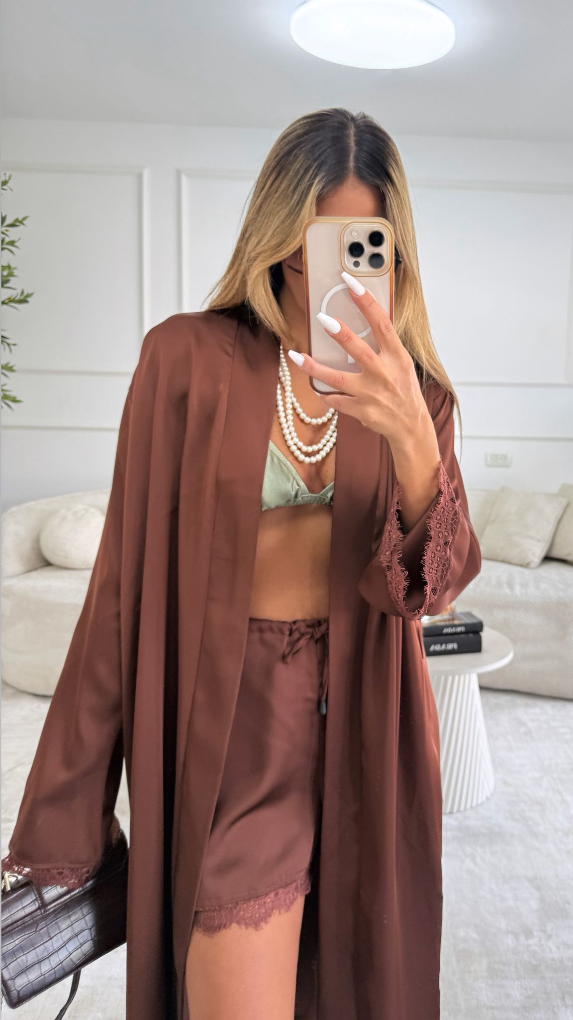 חליפת סיישל חום