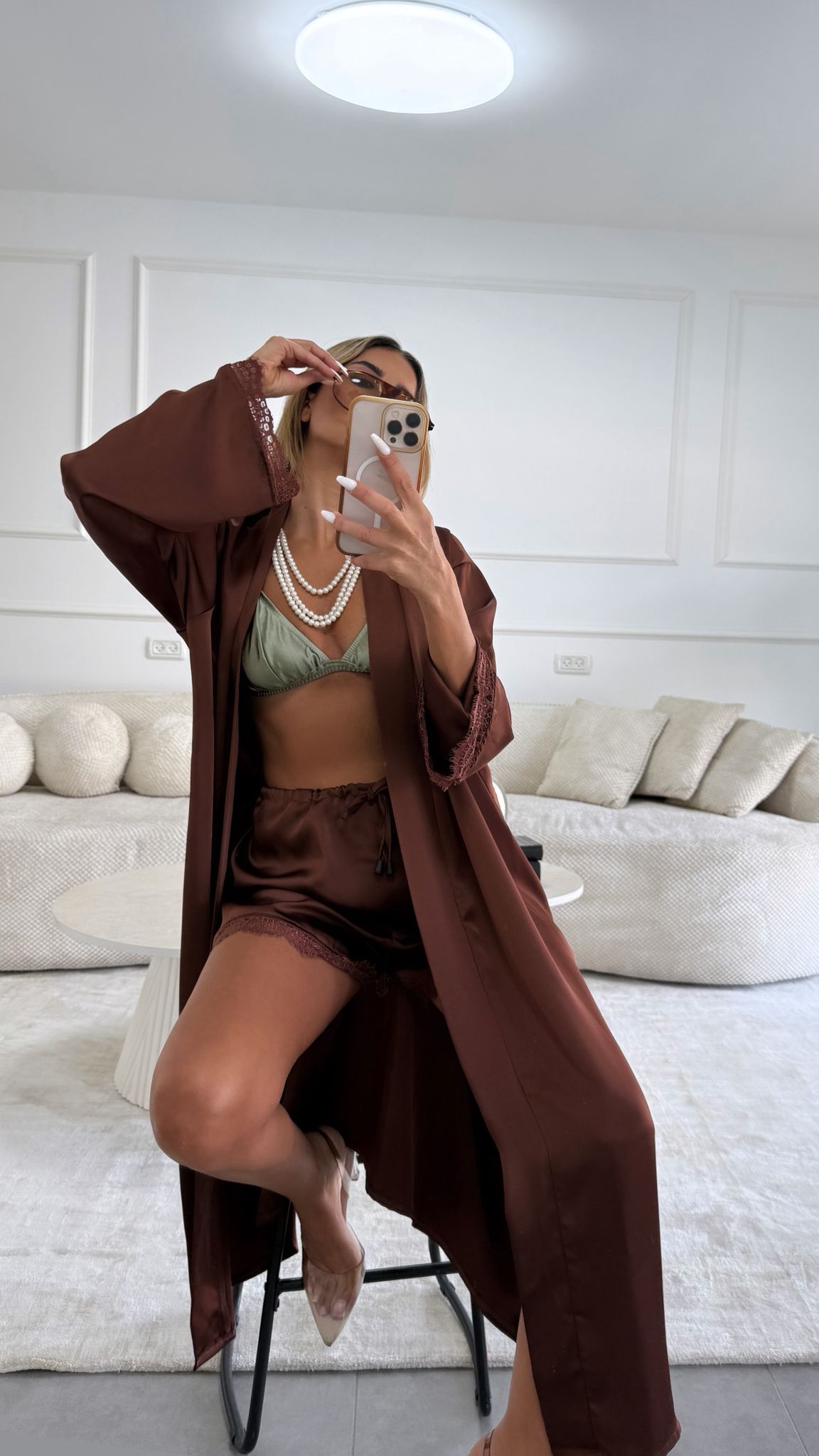 חליפת סיישל חום