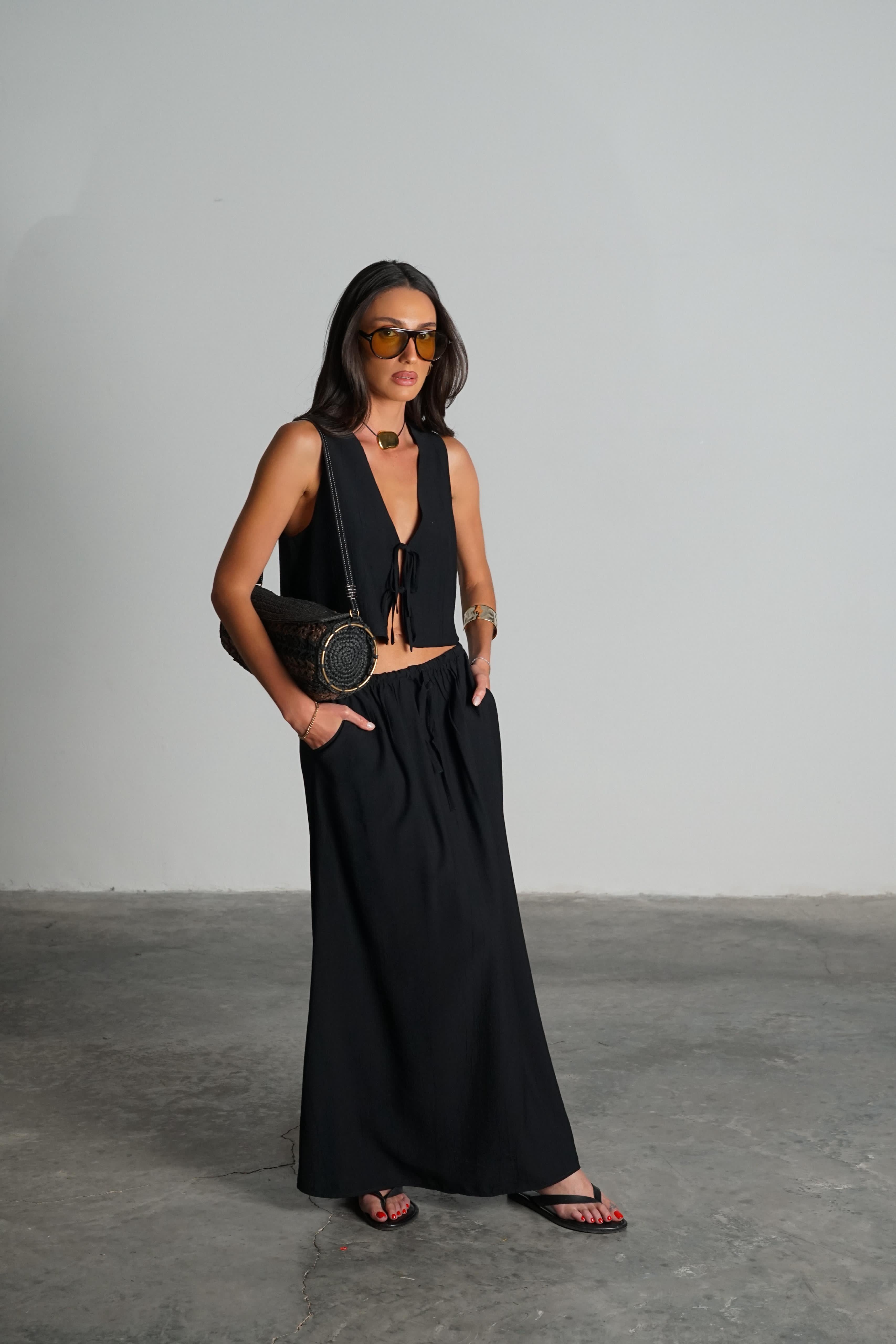 חליפת פוינט שחור