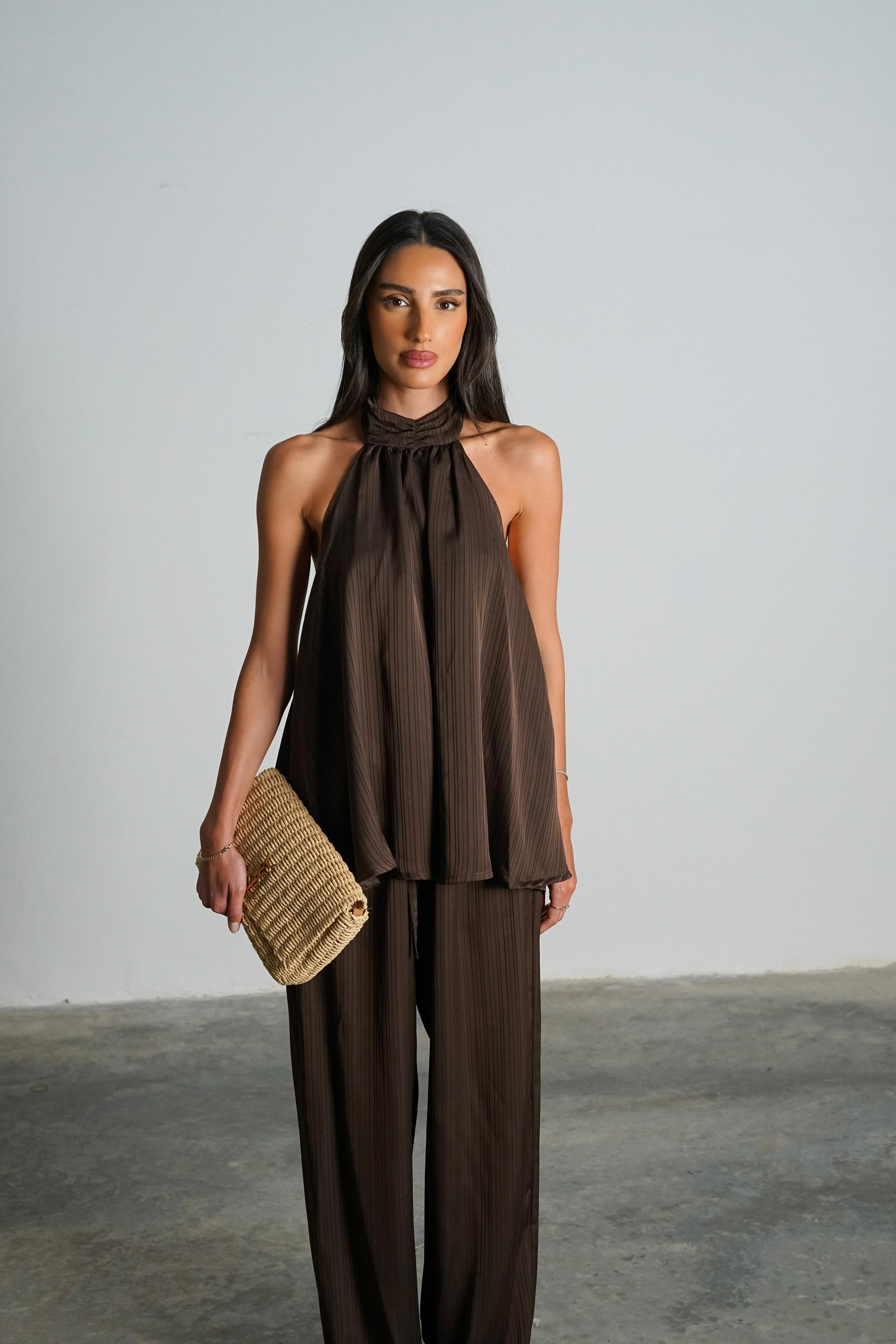 חליפת מקיאטו חום