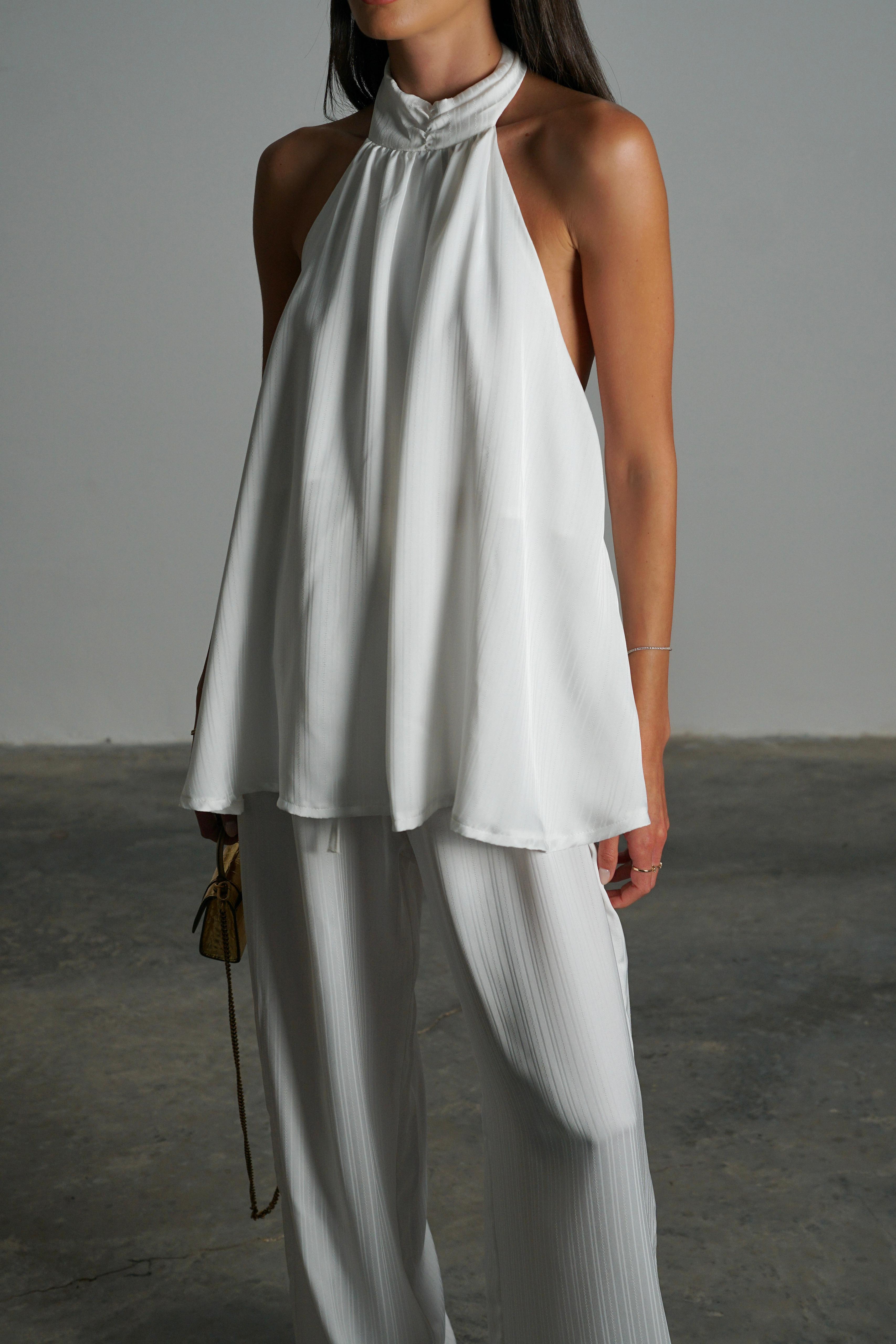 חליפת מקיאטו לבן