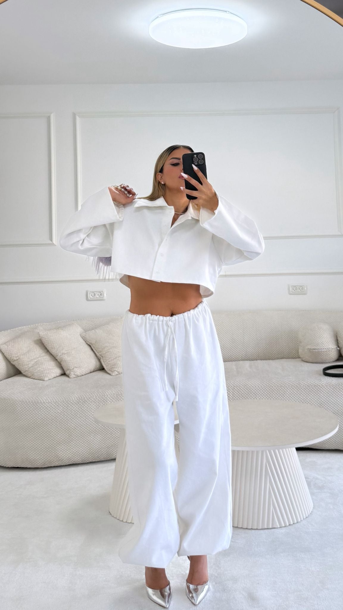 חליפת בנסון לבן