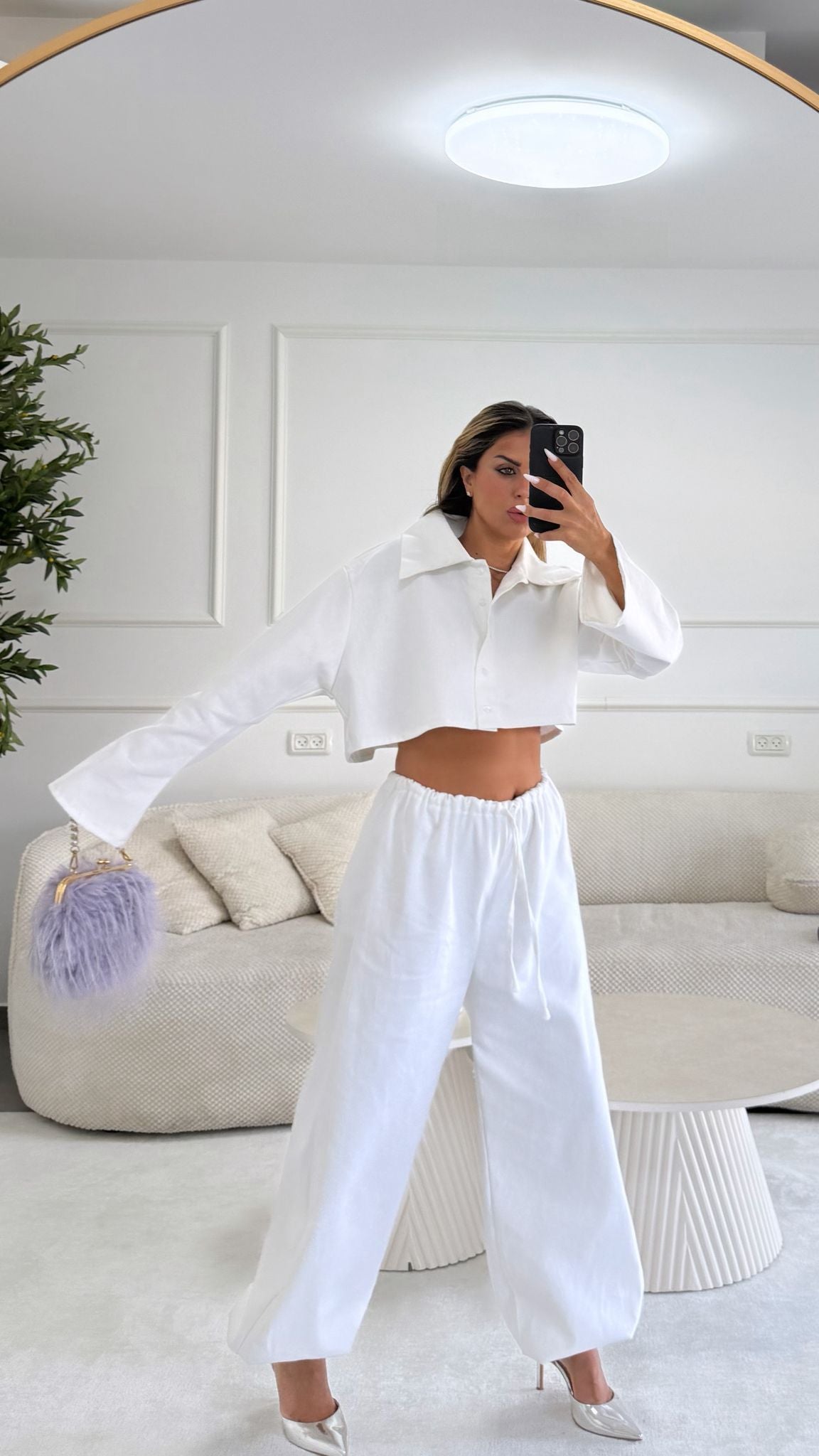 חליפת בנסון לבן