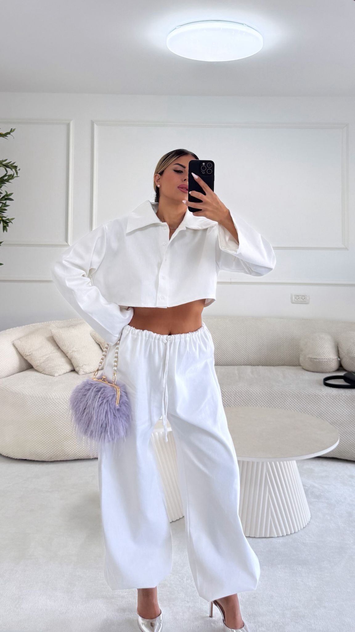 חליפת בנסון לבן