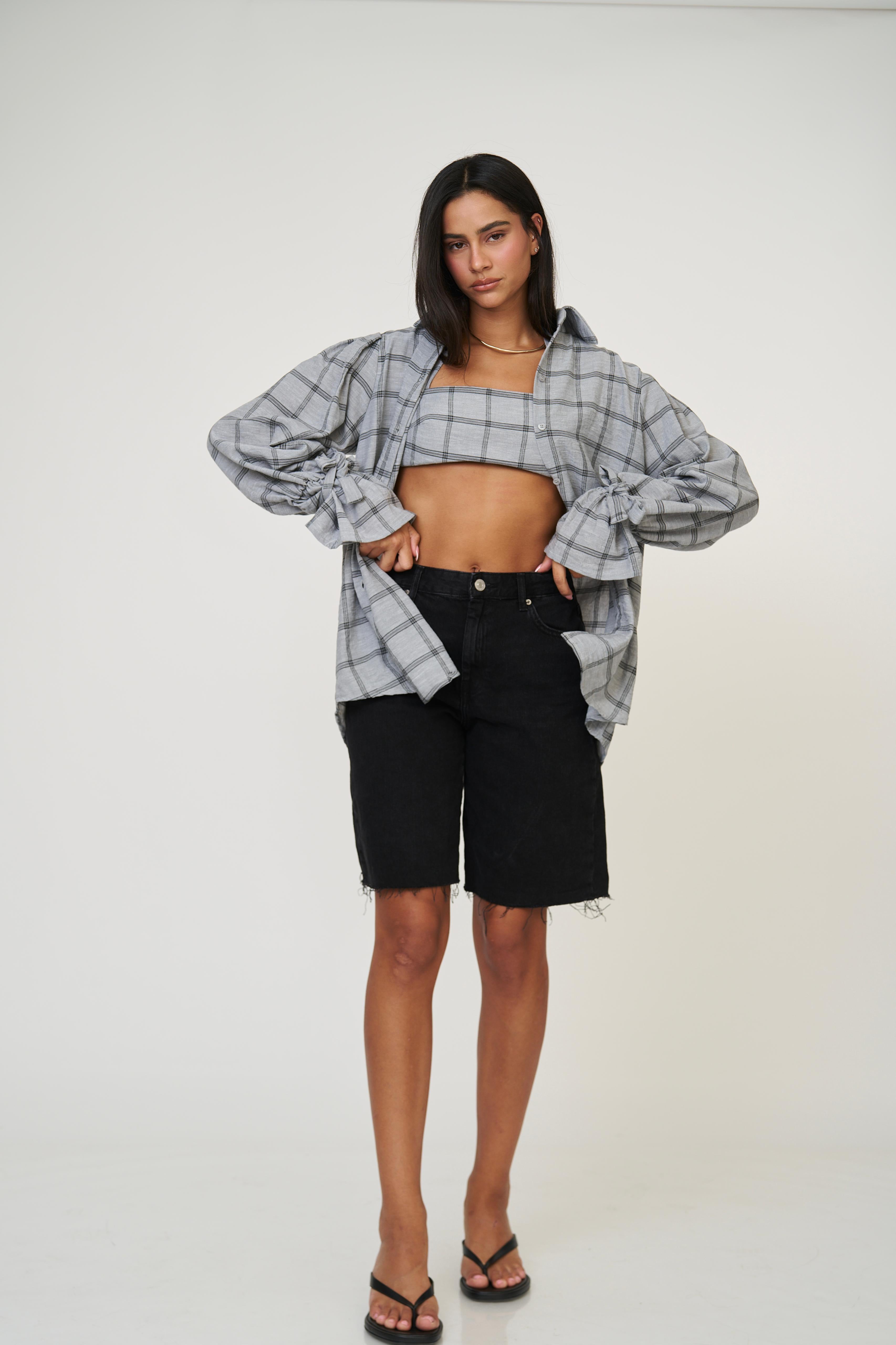 מכופתרת אניטה אפור