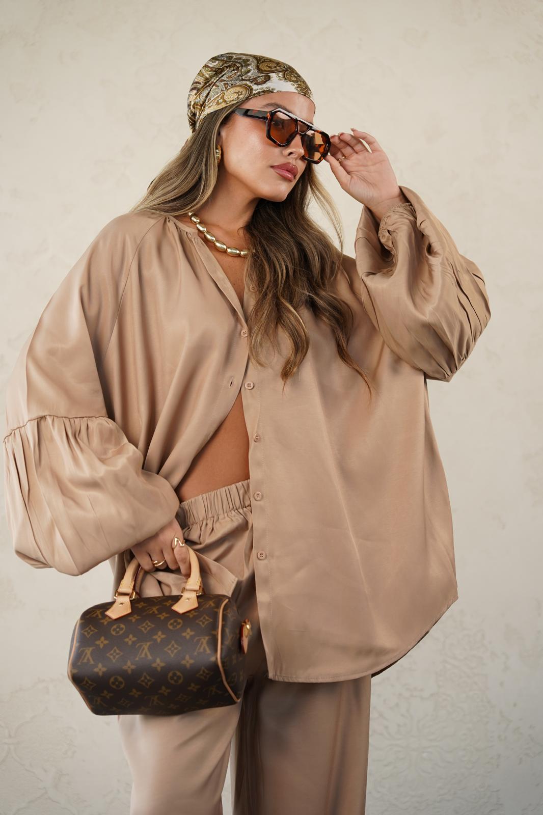 חליפת אליס קאמל