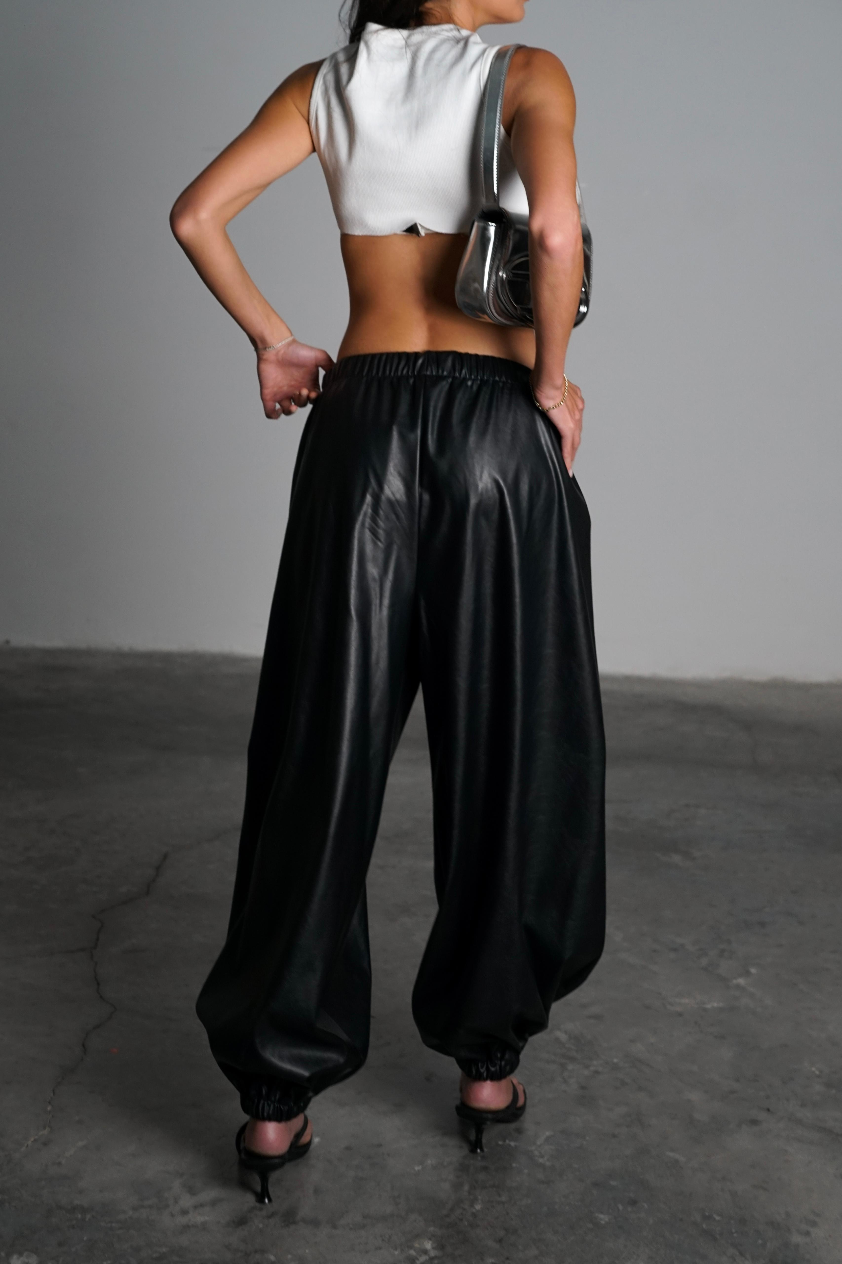 מכנס בירבן דמוי עור