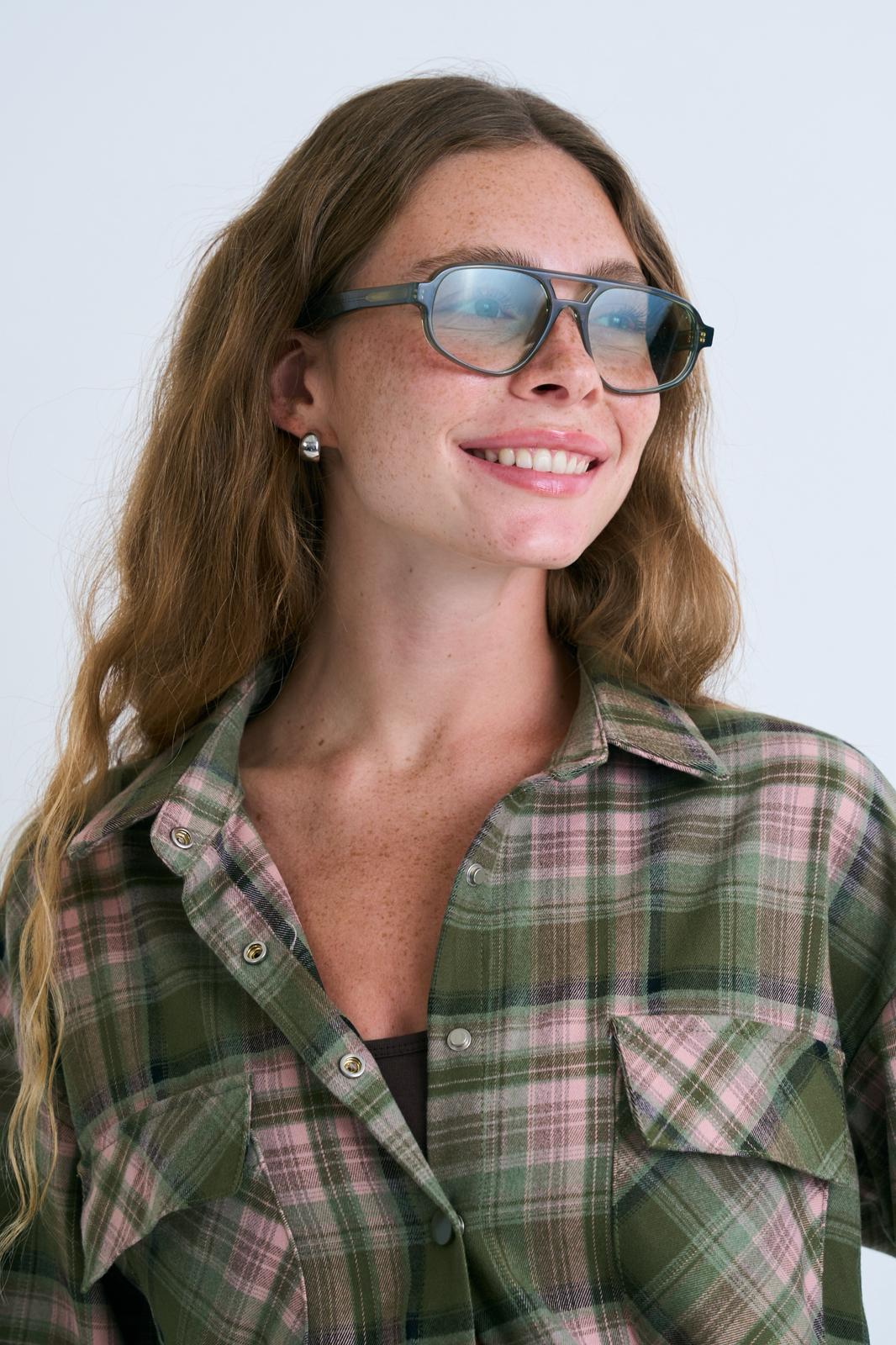 חולצת איזבל