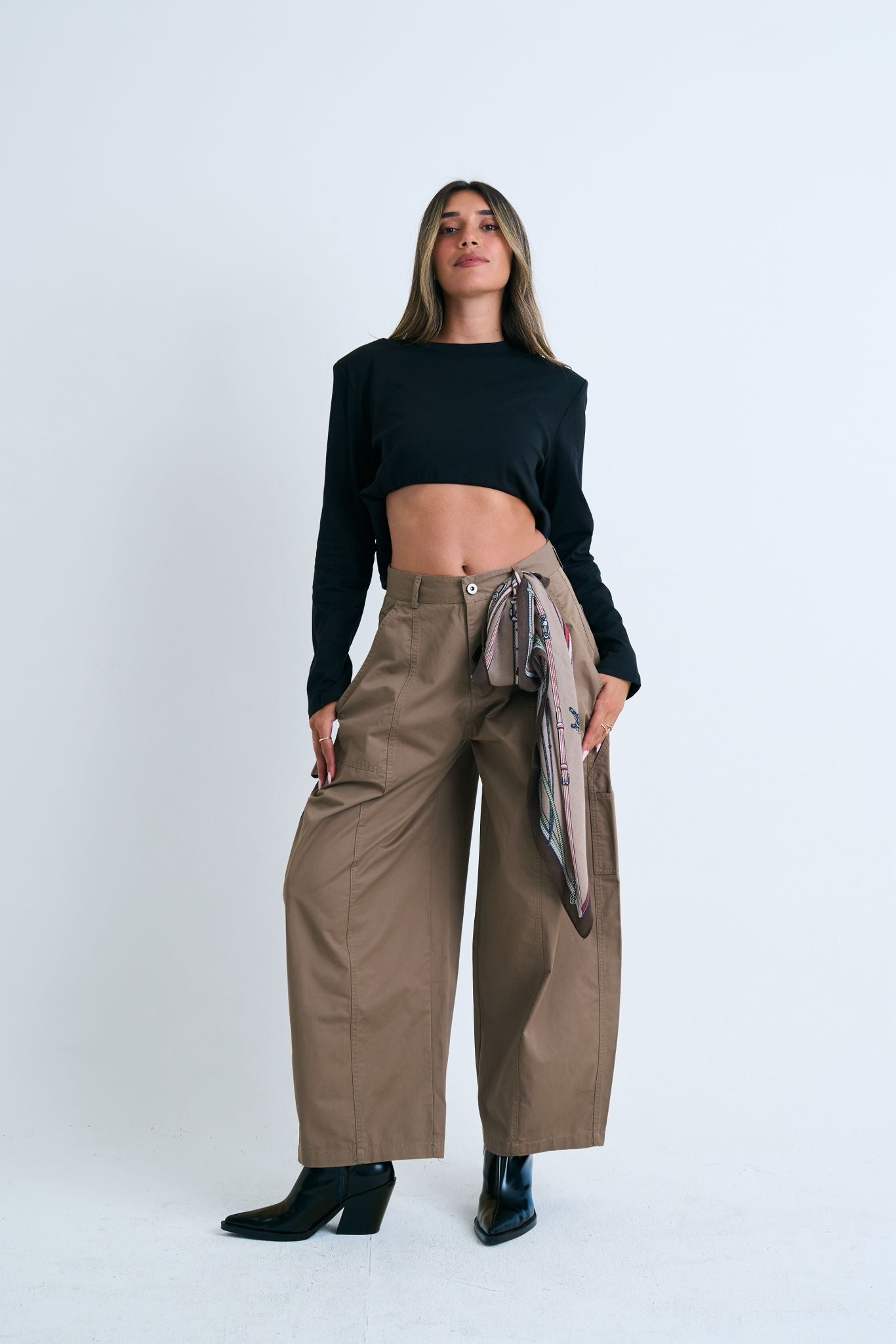 מכנס אביאור חום