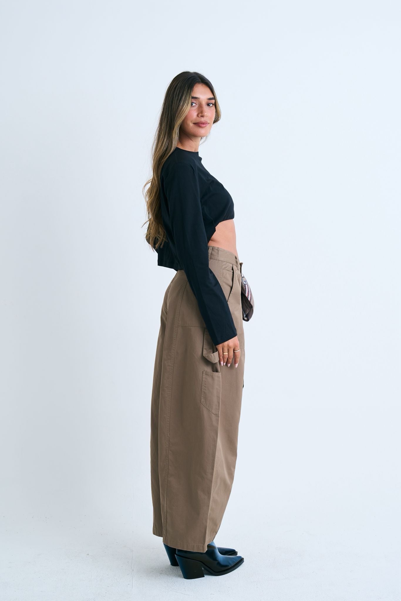 מכנס אביאור חום