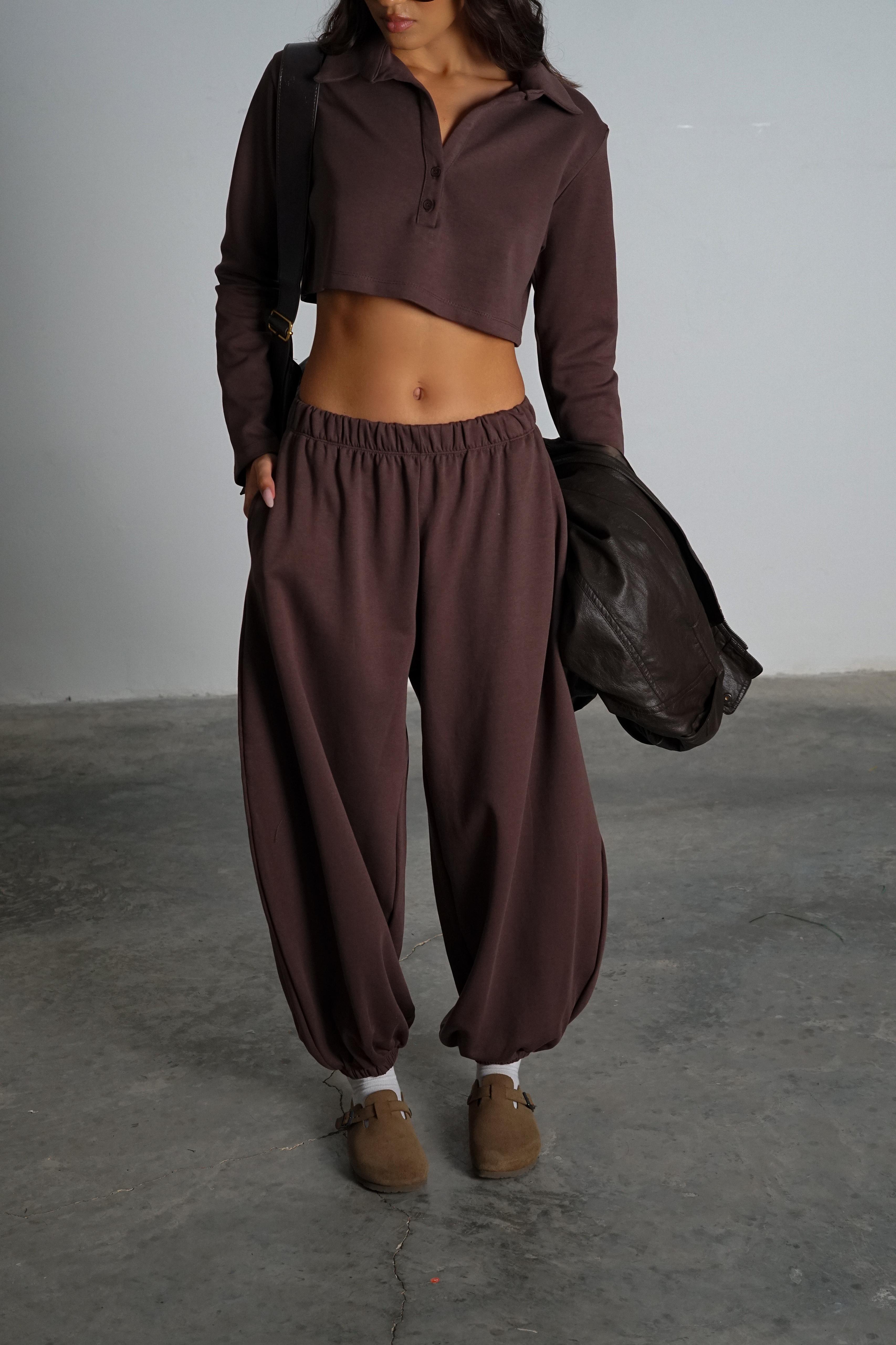 חליפת בלומה חום