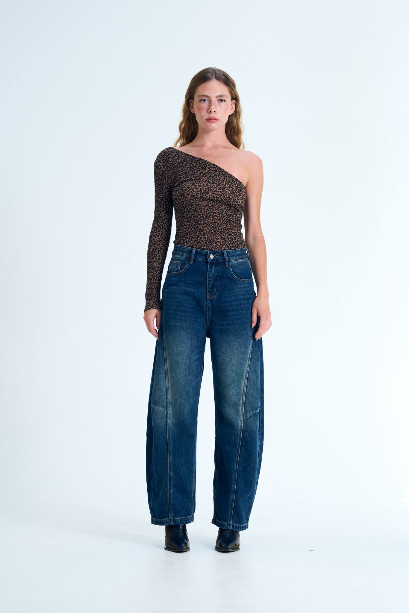 ג'ינס אריאל