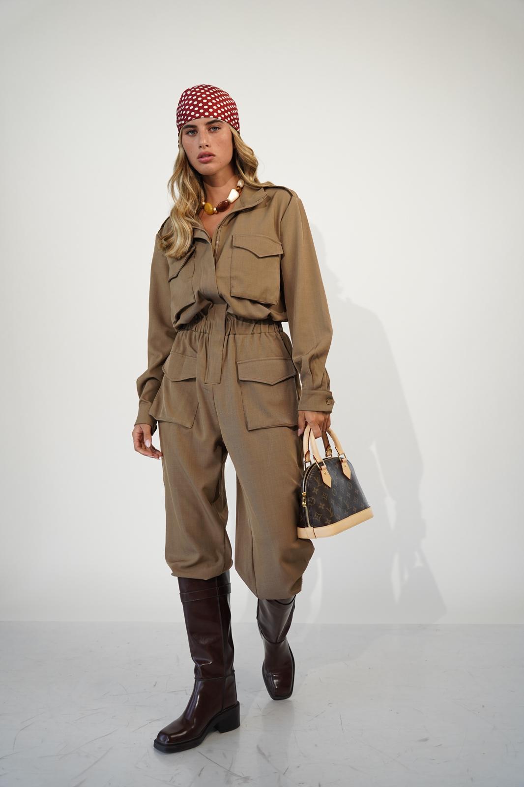 אוברול סקאי