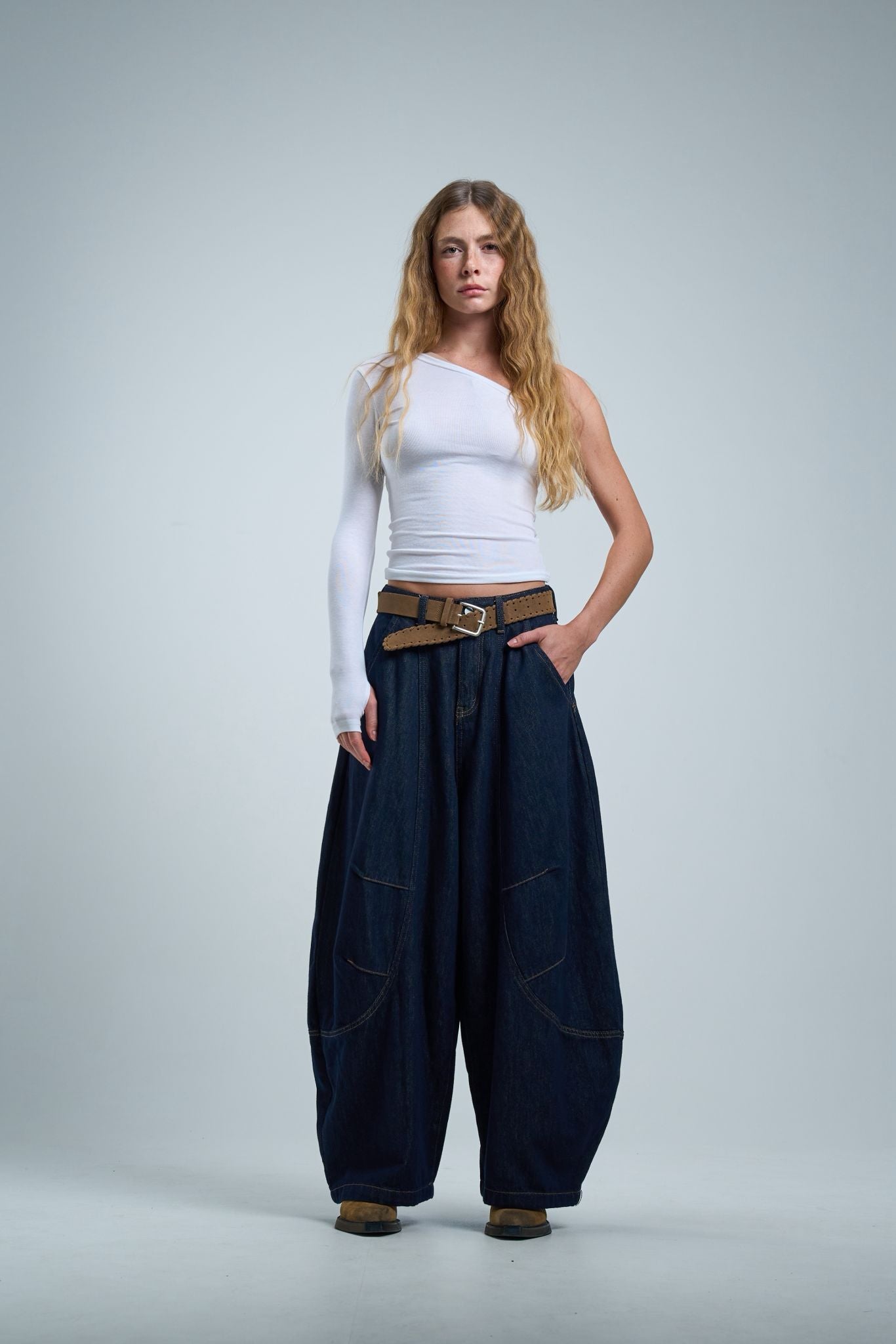 חולצת קלר לבן