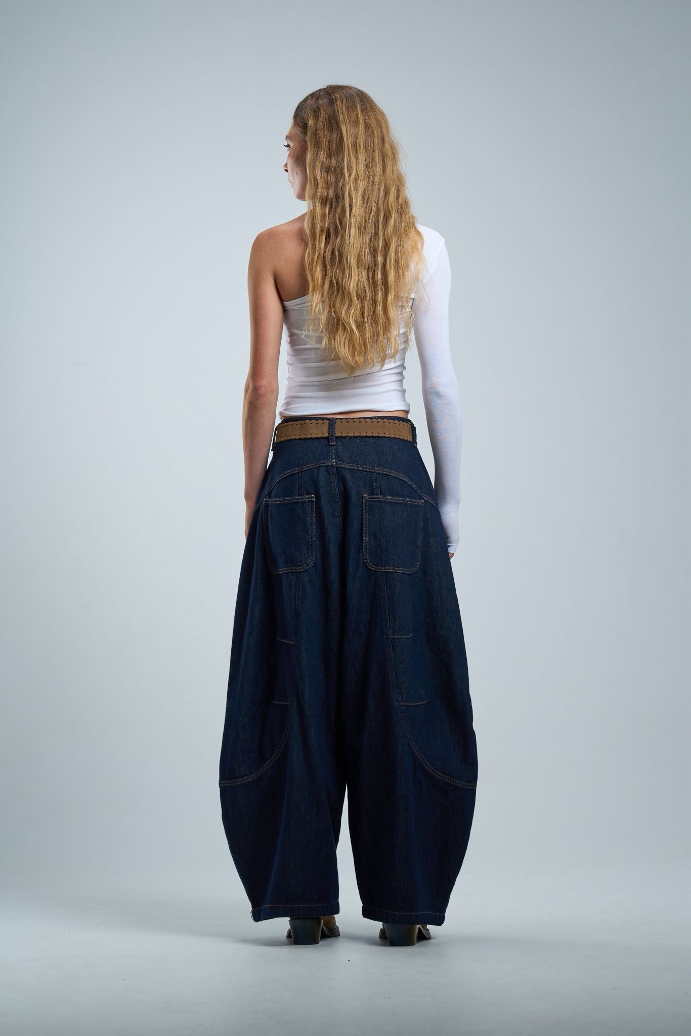 ג'ינס אביאם