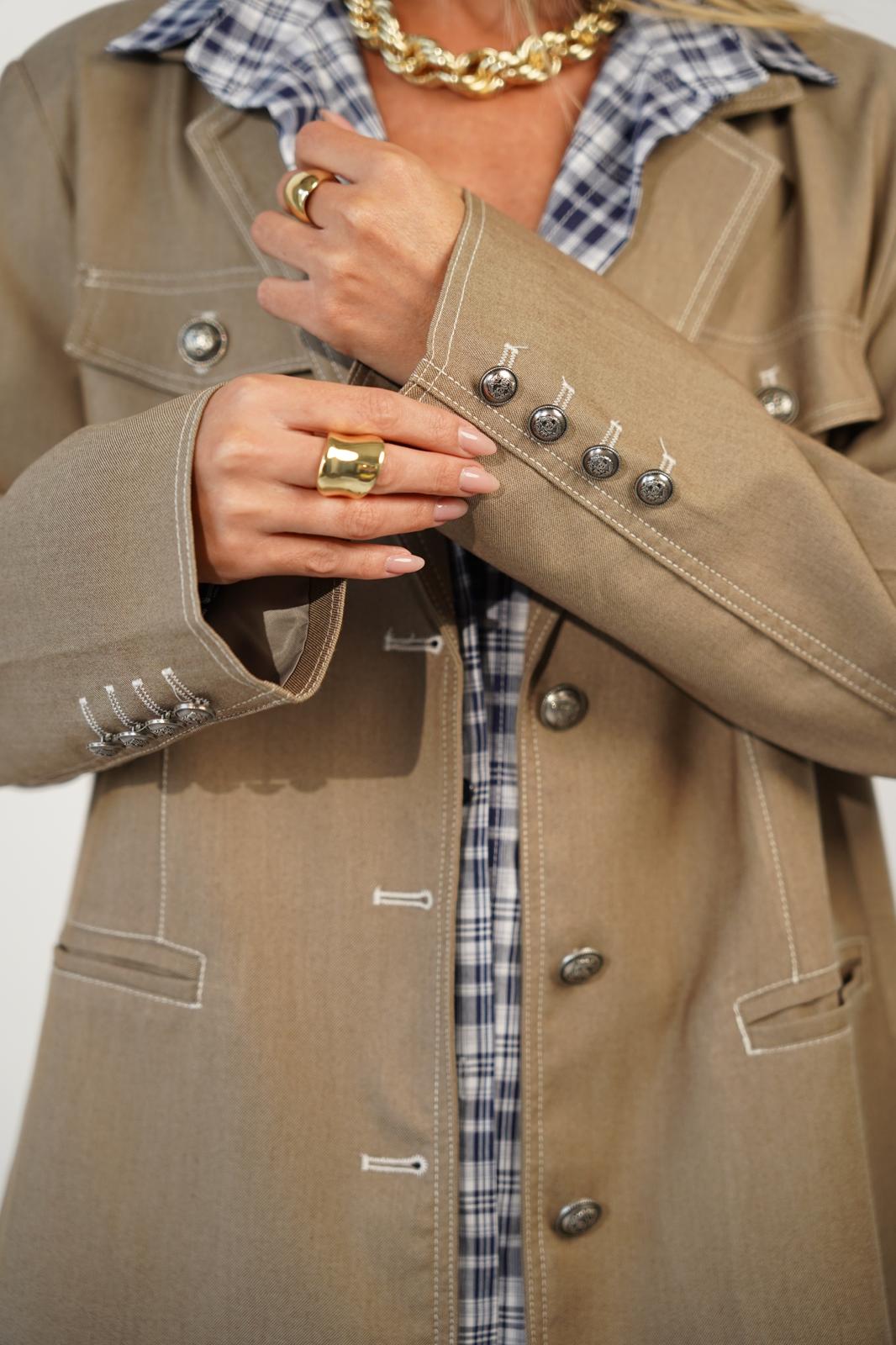 חליפת קלודין קאמל