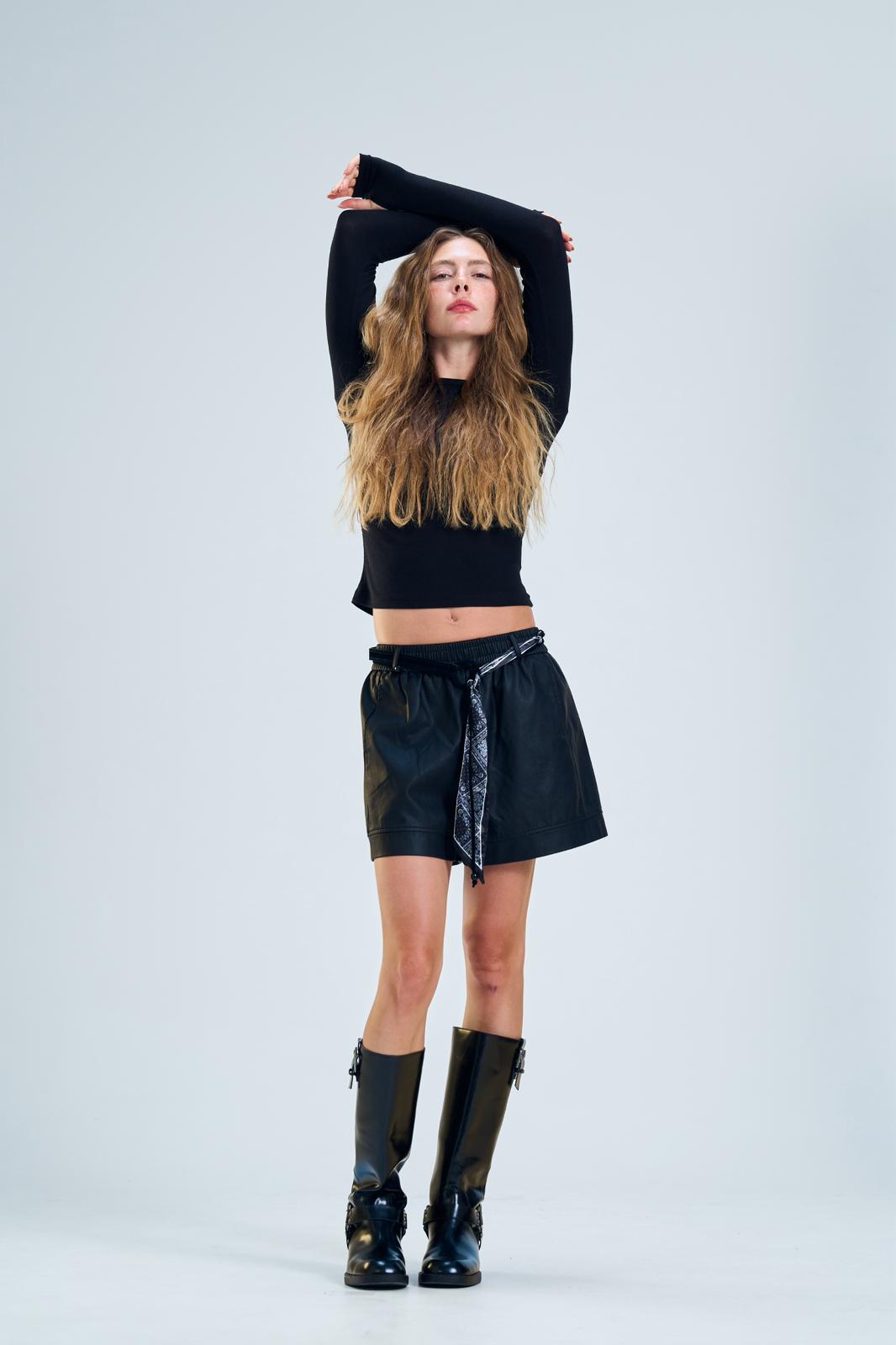 מכנס איב שחור