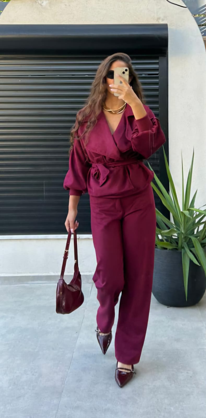 חליפת נאייה