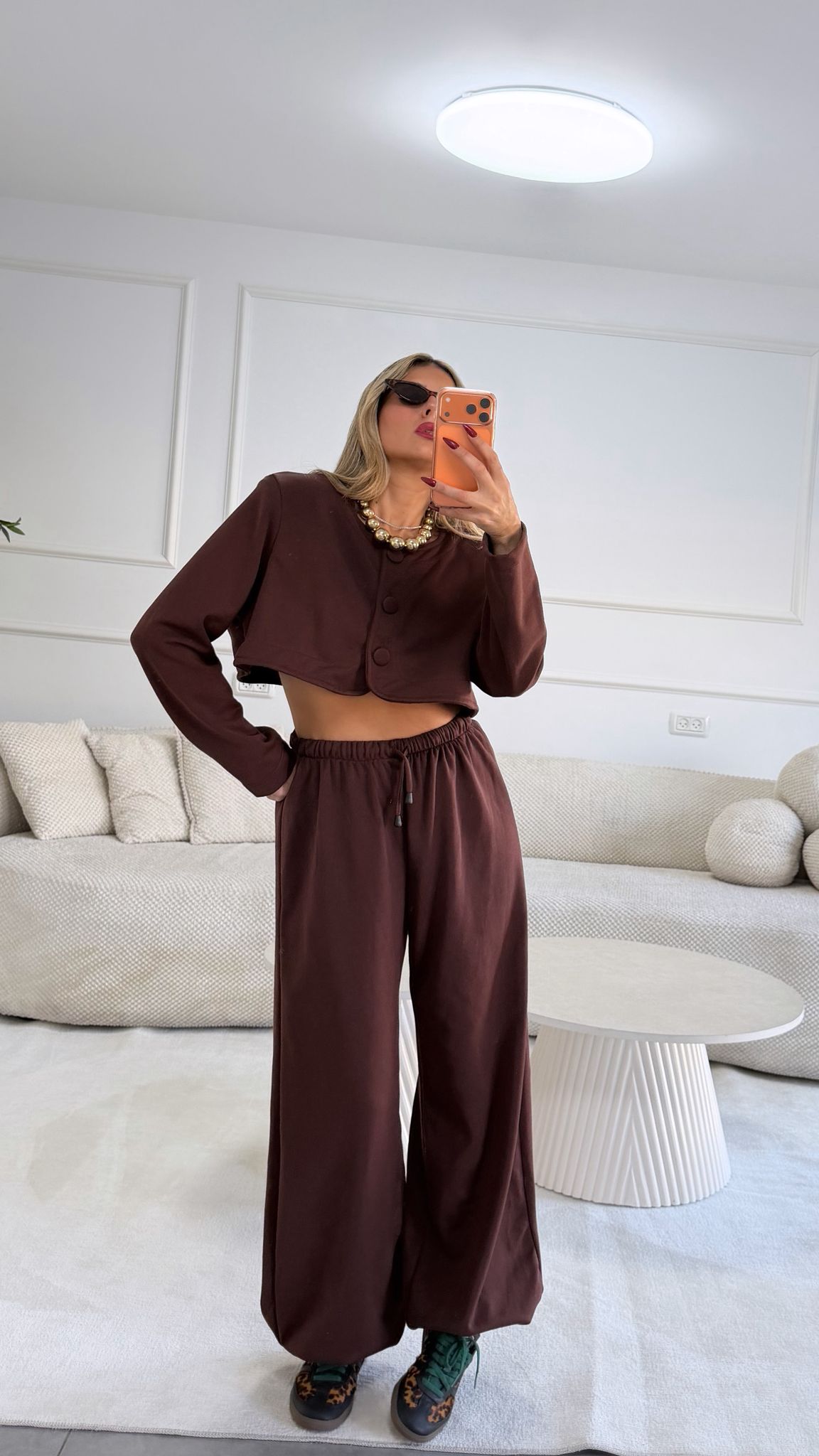 חליפת מאיו חום