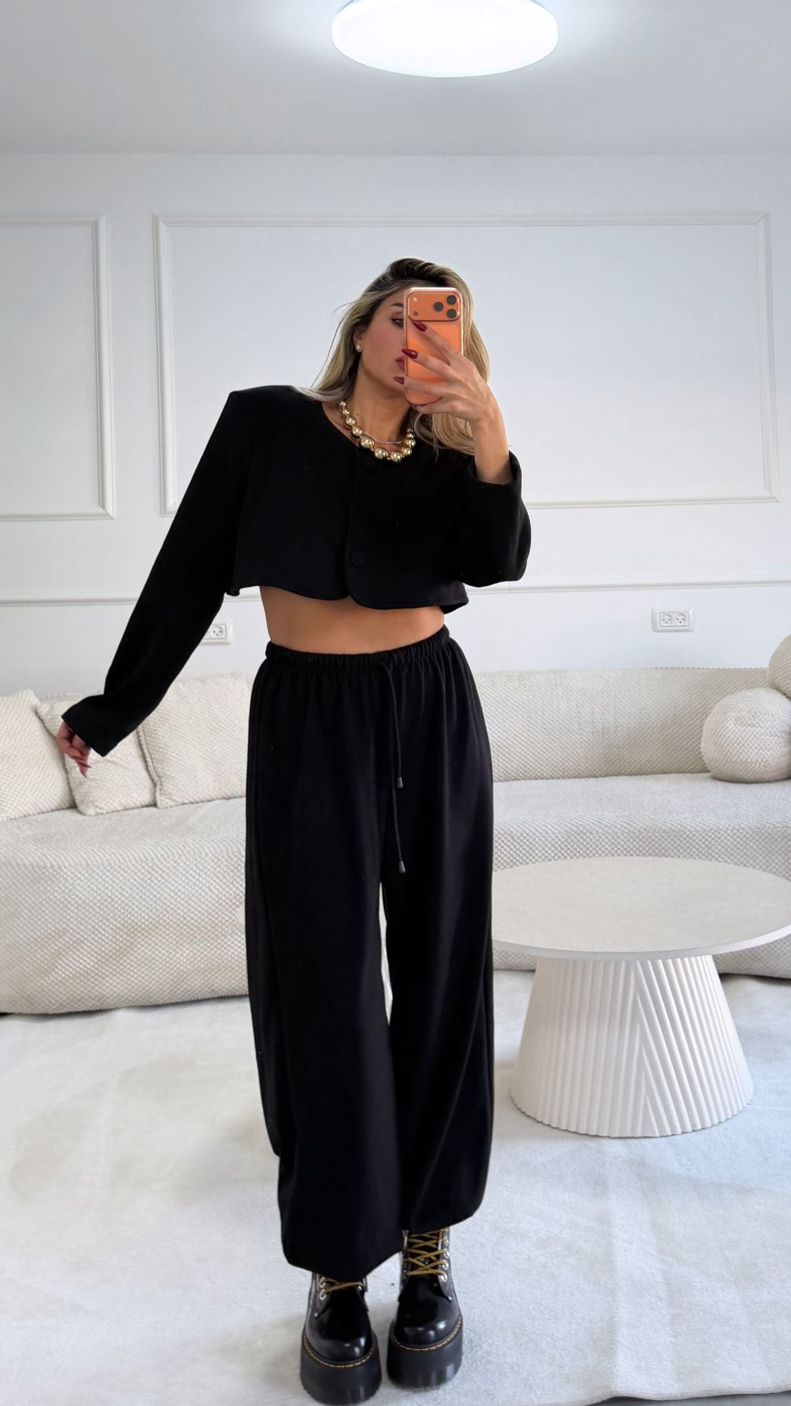 חליפת מאיו שחור